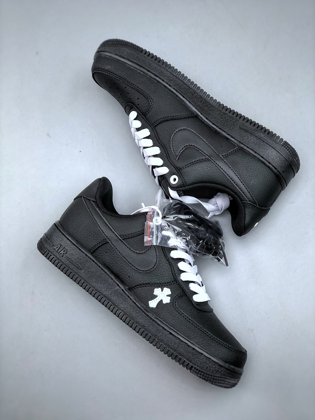 💰260 Nike Air Force 1 ‘07 Low 联名款 空军一号低帮休闲板鞋 #原楦头原纸板 原装鞋盒 定制五金配件 内置全掌气垫 原厂鞋底货号：CW2288 111 尺码：36-45（半）