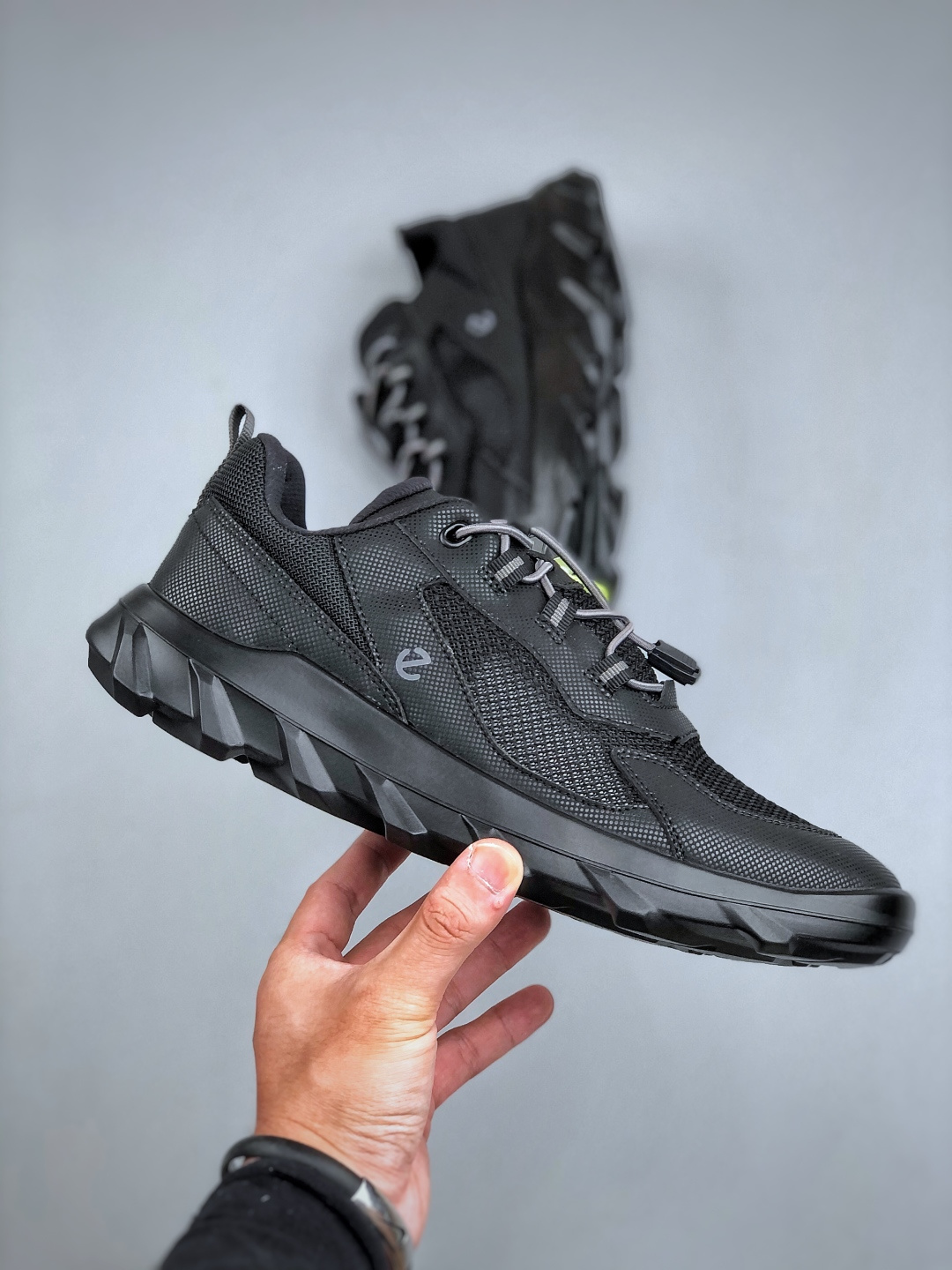 260 2025夏季新款Ecco/爱步 经典和现代工艺品质融合