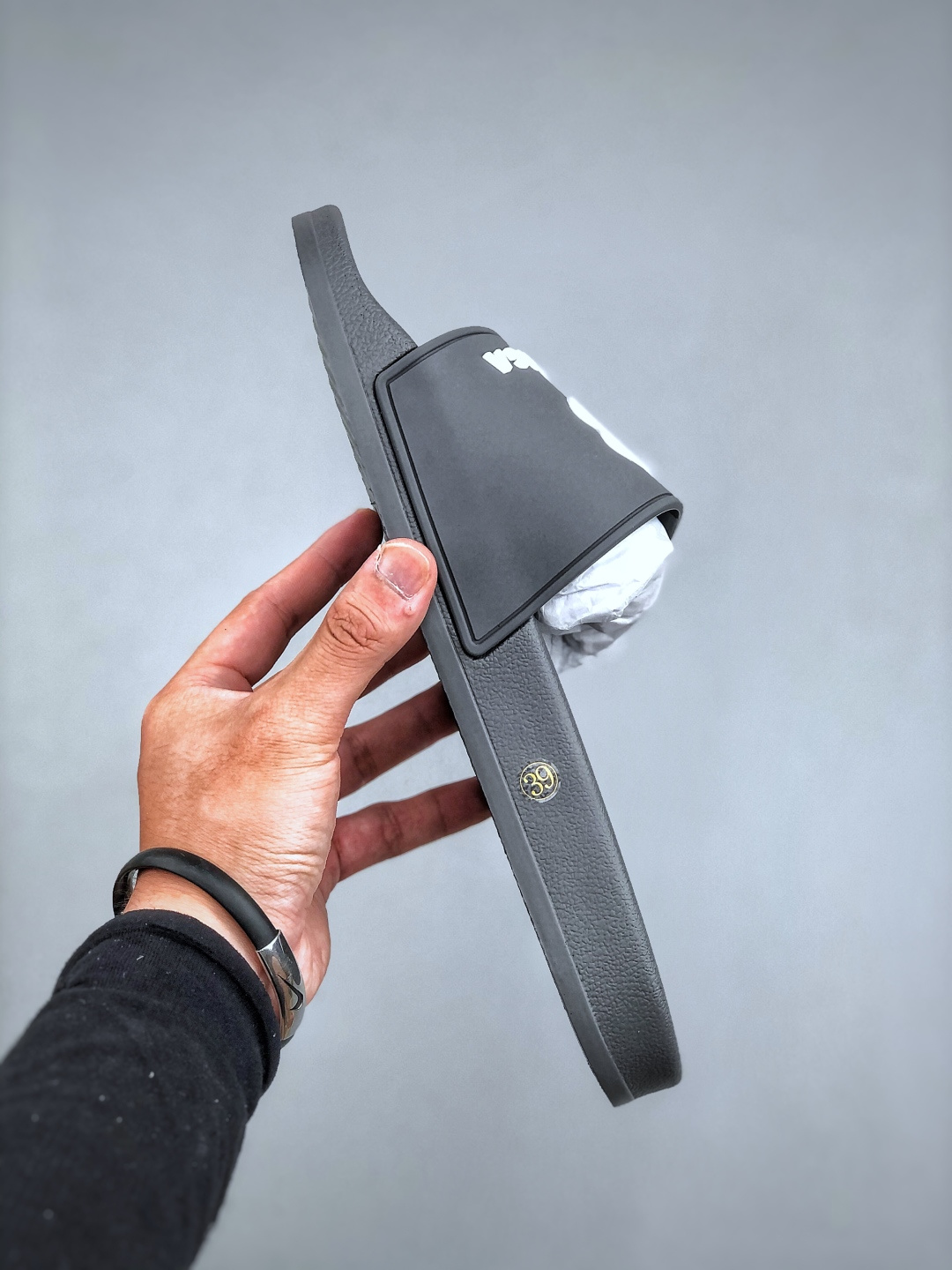 220 Balenciaga 巴黎世家拖鞋 2025最新版印花-Chinese UA Cheap High Quatity Brand Clothes Bags handbags Sneakers wholesale wholesaler seller from China Factory suppliers Fashion Clothing Shoes best Quality Beautiful Price 220 Balenciaga 巴黎世家拖鞋 2025最新版印花