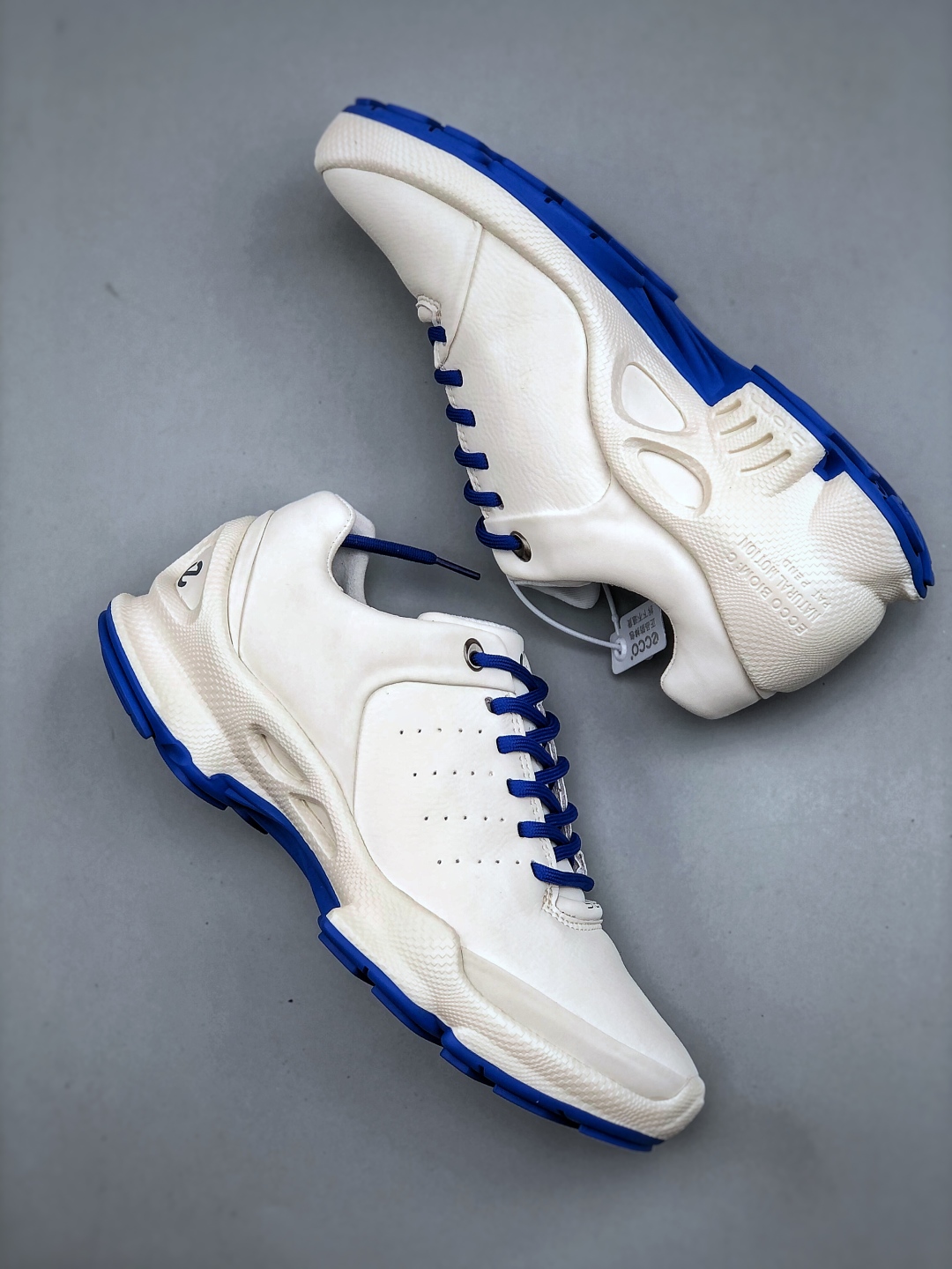 Ecco 2024爱步15周年经典 白色 春夏百搭 百搭休闲老爹鞋