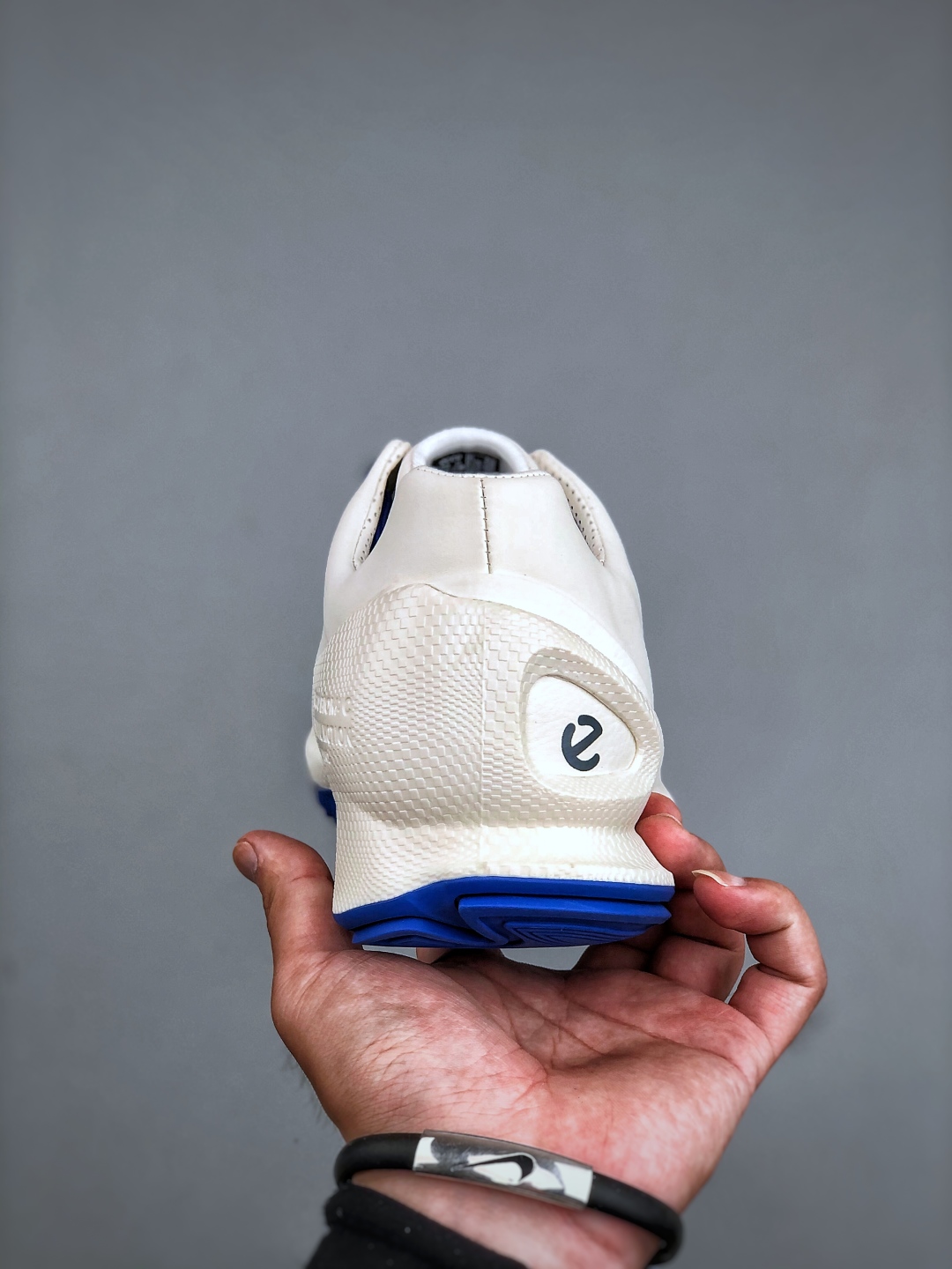 Ecco 2024爱步15周年经典 白色 春夏百搭 百搭休闲老爹鞋