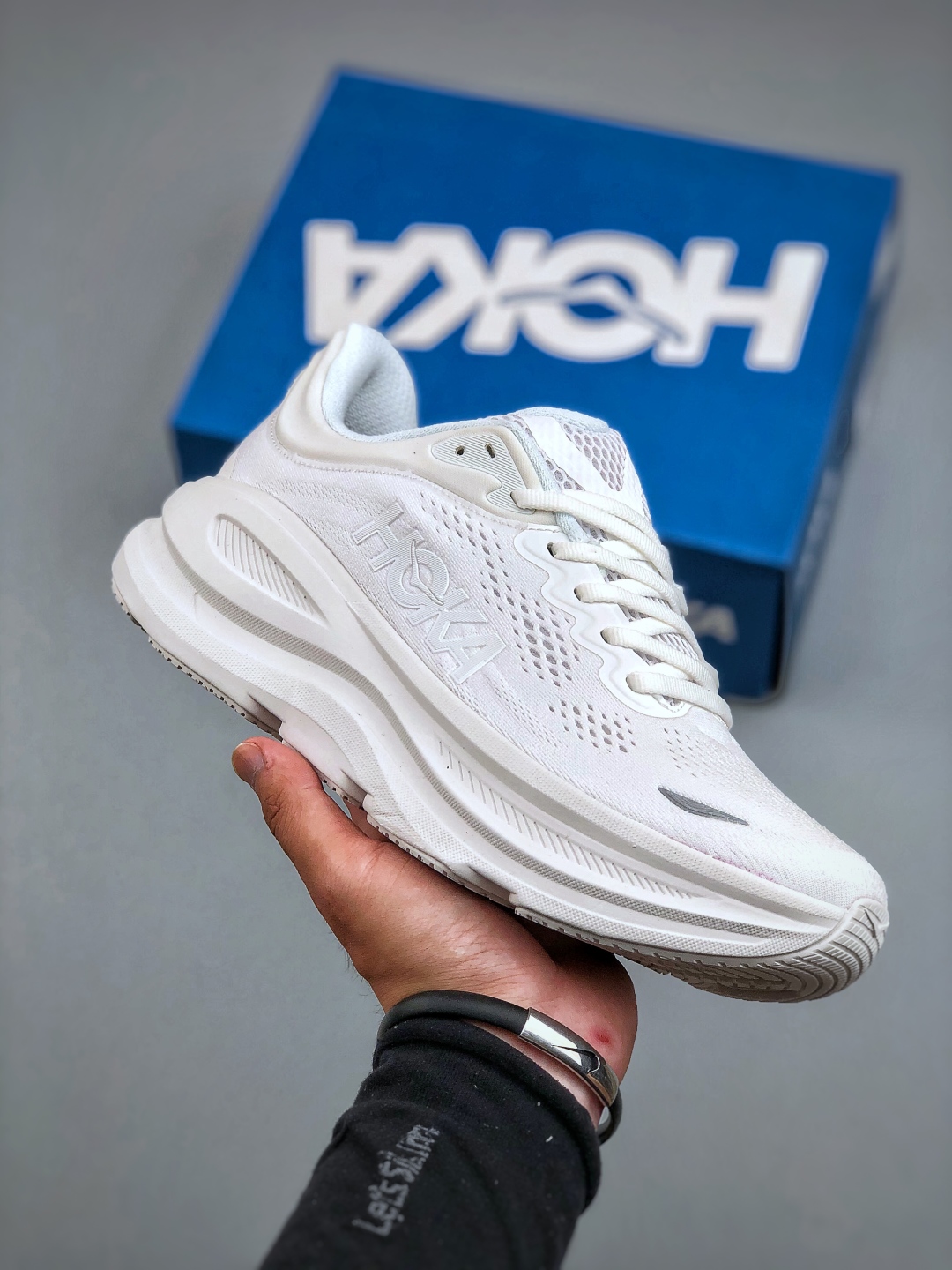 💰200HOKA ONE ONE Bondi 9 复古舒适防滑耐磨 低帮 山地户外跑步鞋货号:1162012 尺码:36 36.5 37.5 38 38.5 39 40 40.5 41 42 42.5 43 44 45 46