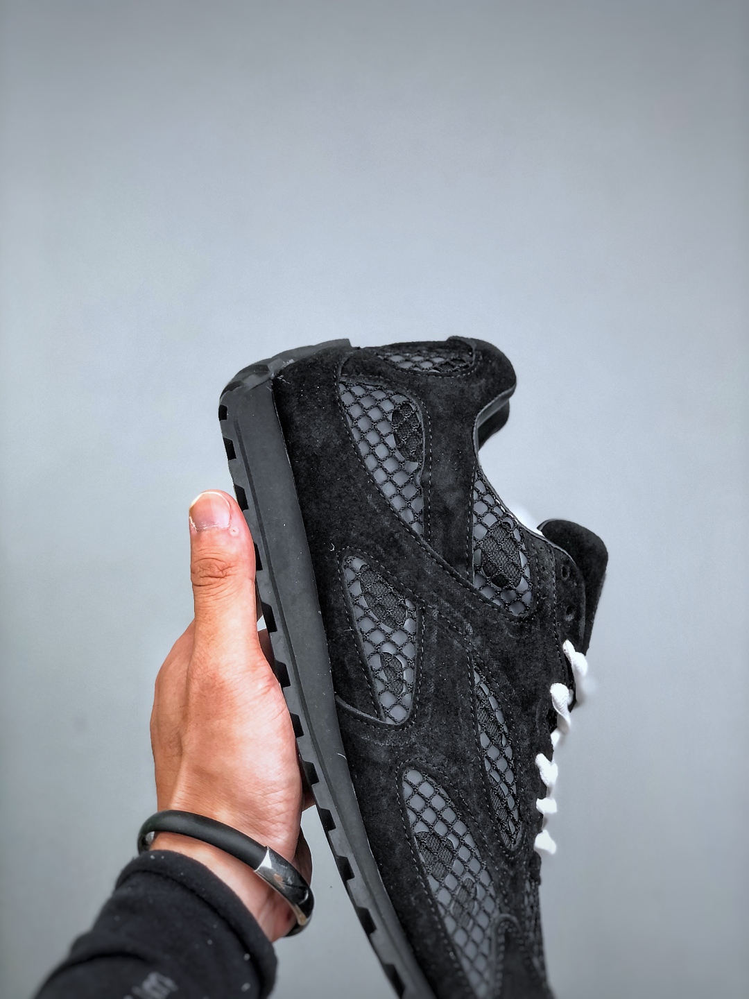 💰360意大利奢侈品牌-宝缇嘉/葆蝶家-Bottega Veneta Orbit Lace-up Runner BV葆蝶家时尚休闲王一博同款老爹鞋运动鞋#MAX 广货纯原版本 配色不断更新原版开发 一比一打造 相似度百分之99以上 市场一梯队级别品质 区别市场任何标文顶级品质版本 采用轻质科技网布面料 搭配几何图案设计橡胶外底 王炸系列 实际增高很多哦 还是一样显腿细非常nice 耐玩耐造 对标对版 时尚百搭高版本 大底选用拼色TPU大底 配置原版包装 尺码:35 36 37 38 39 40 41 42 43 44 45