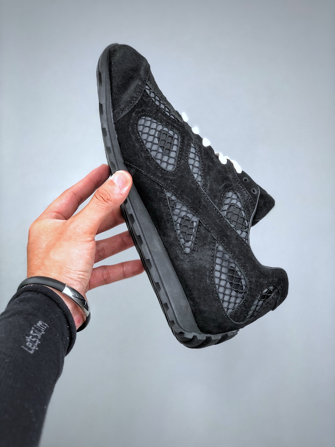 💰360意大利奢侈品牌-宝缇嘉/葆蝶家-Bottega Veneta Orbit Lace-up Runner BV葆蝶家时尚休闲王一博同款老爹鞋运动鞋#MAX 广货纯原版本 配色不断更新原版开发 一比一打造 相似度百分之99以上 市场一梯队级别品质 区别市场任何标文顶级品质版本 采用轻质科技网布面料 搭配几何图案设计橡胶外底 王炸系列 实际增高很多哦 还是一样显腿细非常nice 耐玩耐造 对标对版 时尚百搭高版本 大底选用拼色TPU大底 配置原版包装 尺码:35 36 37 38 39 40 41 42 43 44 45