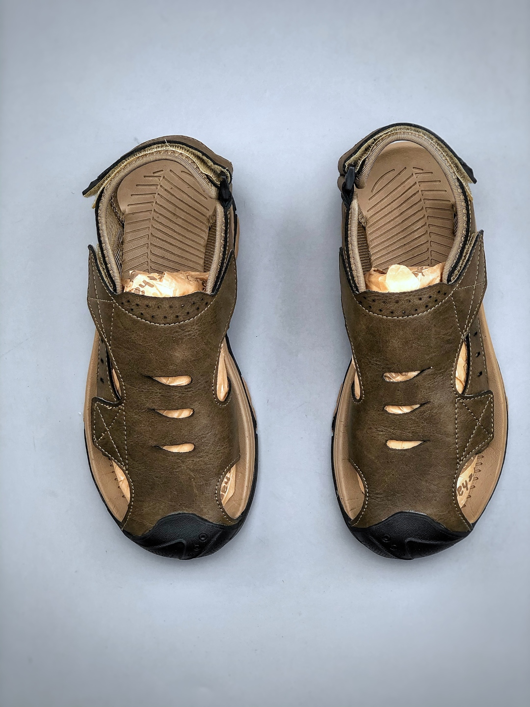 CAT卡特夏季新款男士户外运动舒适出行防滑轻便满帮休闲凉鞋