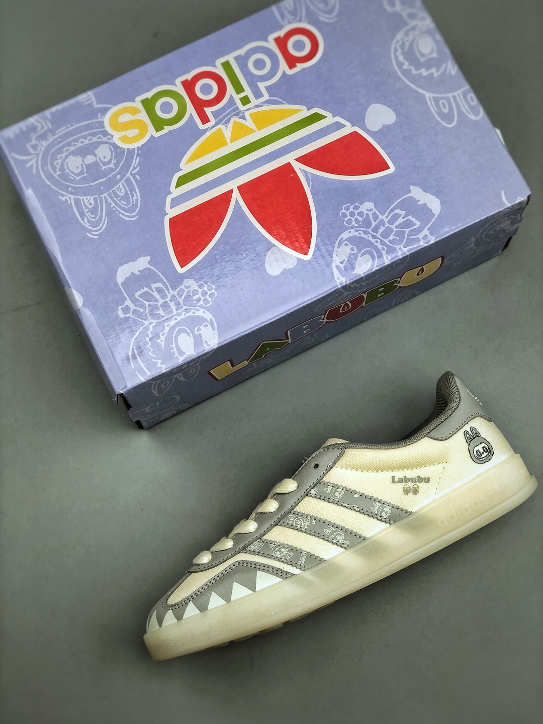 Adidas SAMBA OG 德训鞋 高端定制桑巴系列 大厂纯原品质出货 超高清洁度 细节完美 舒适百搭 低帮休闲板鞋 男女同款货号:DM1234-015 (半)