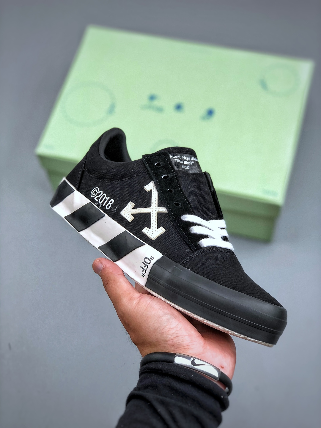 💰290 OFF-WHITE Vulcanized Striped Low Top 潮流 低帮时尚板鞋尺码:36-47