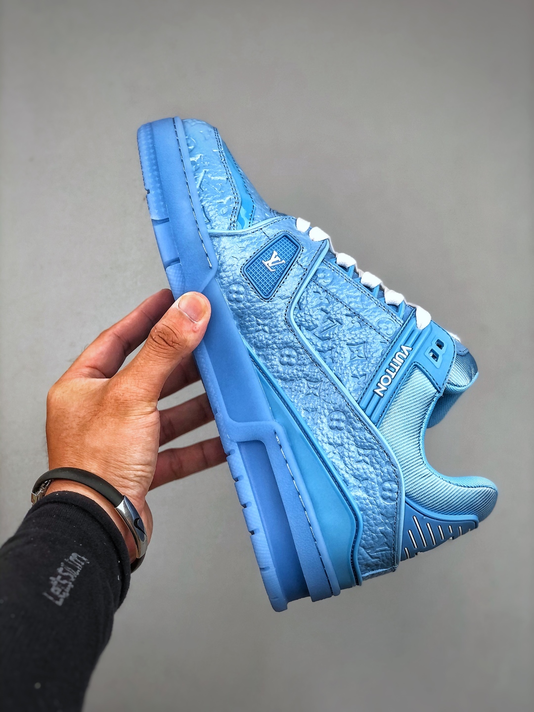 顶级代购版本 LV Trainer系列高奢运动鞋