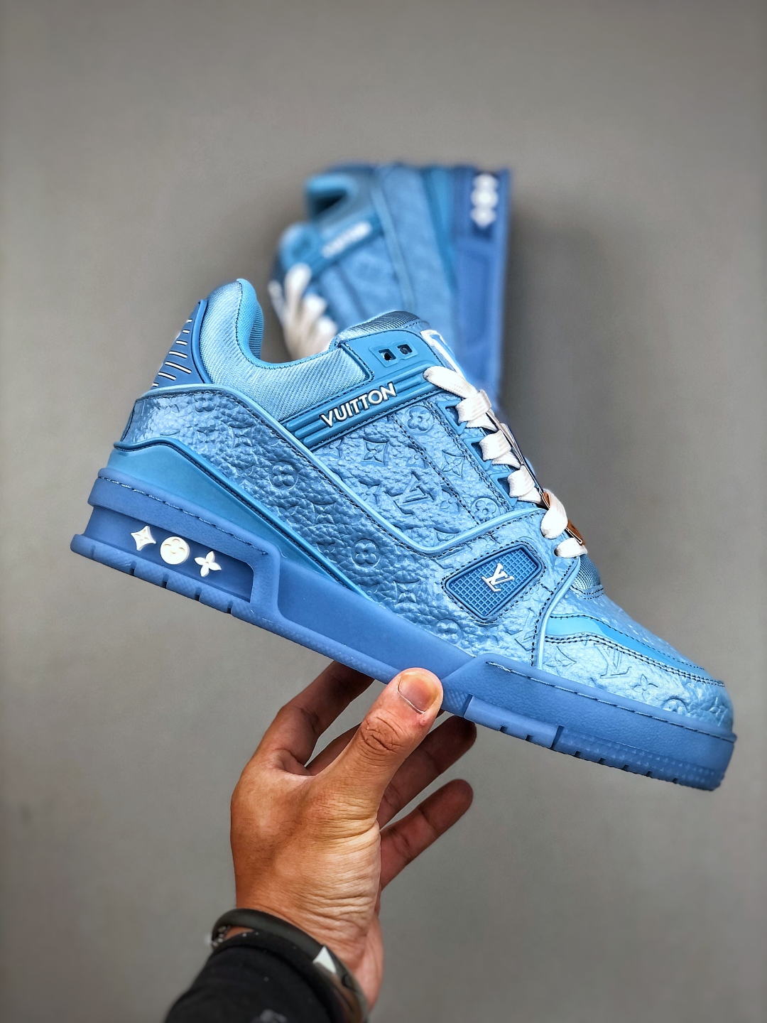 顶级代购版本 LV Trainer系列高奢运动鞋