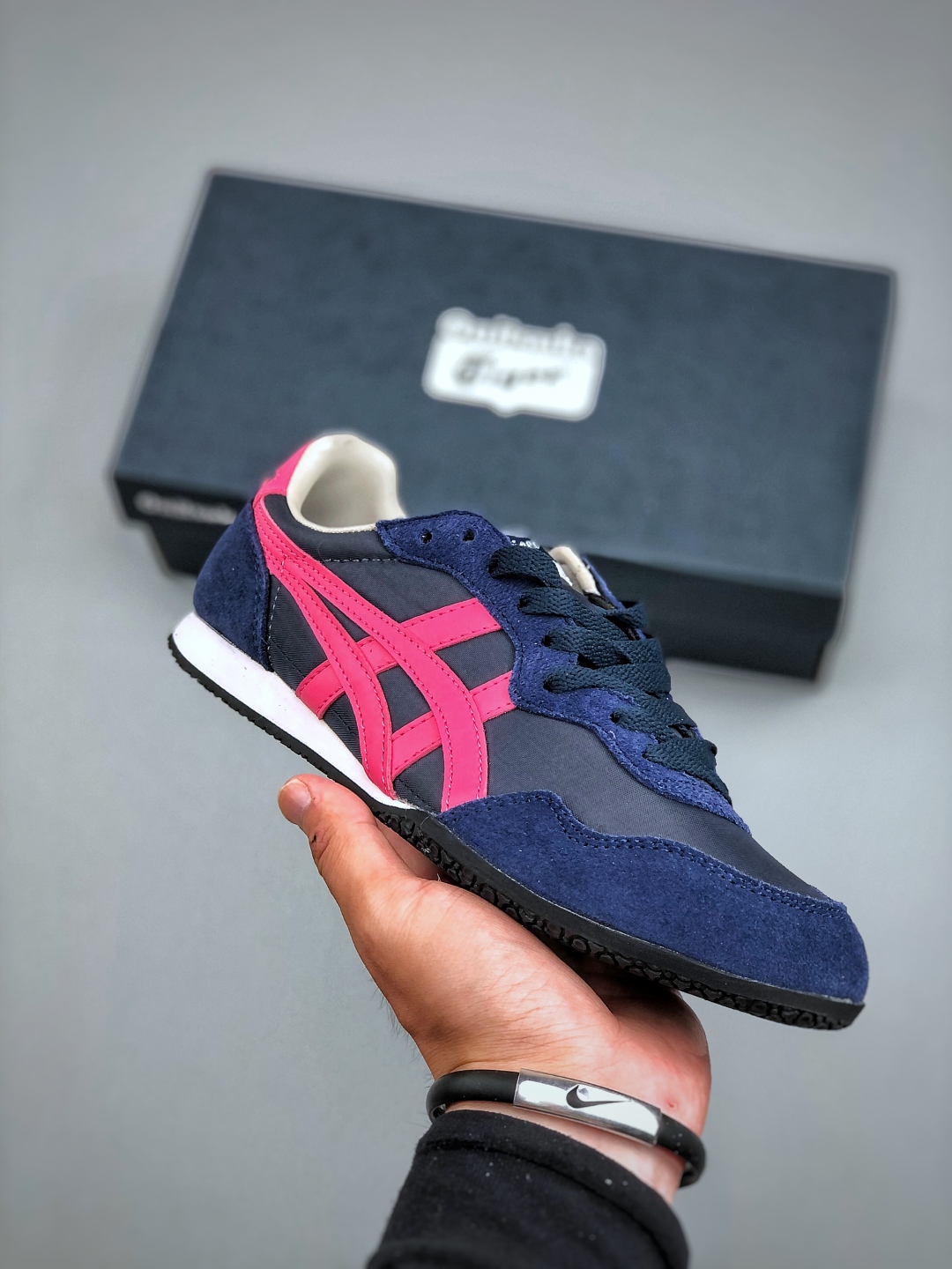 💰180

 Onitsuka Serrano CL 鬼冢虎 透气舒适休闲鞋 1183B400-402 尺码：36-45（半）