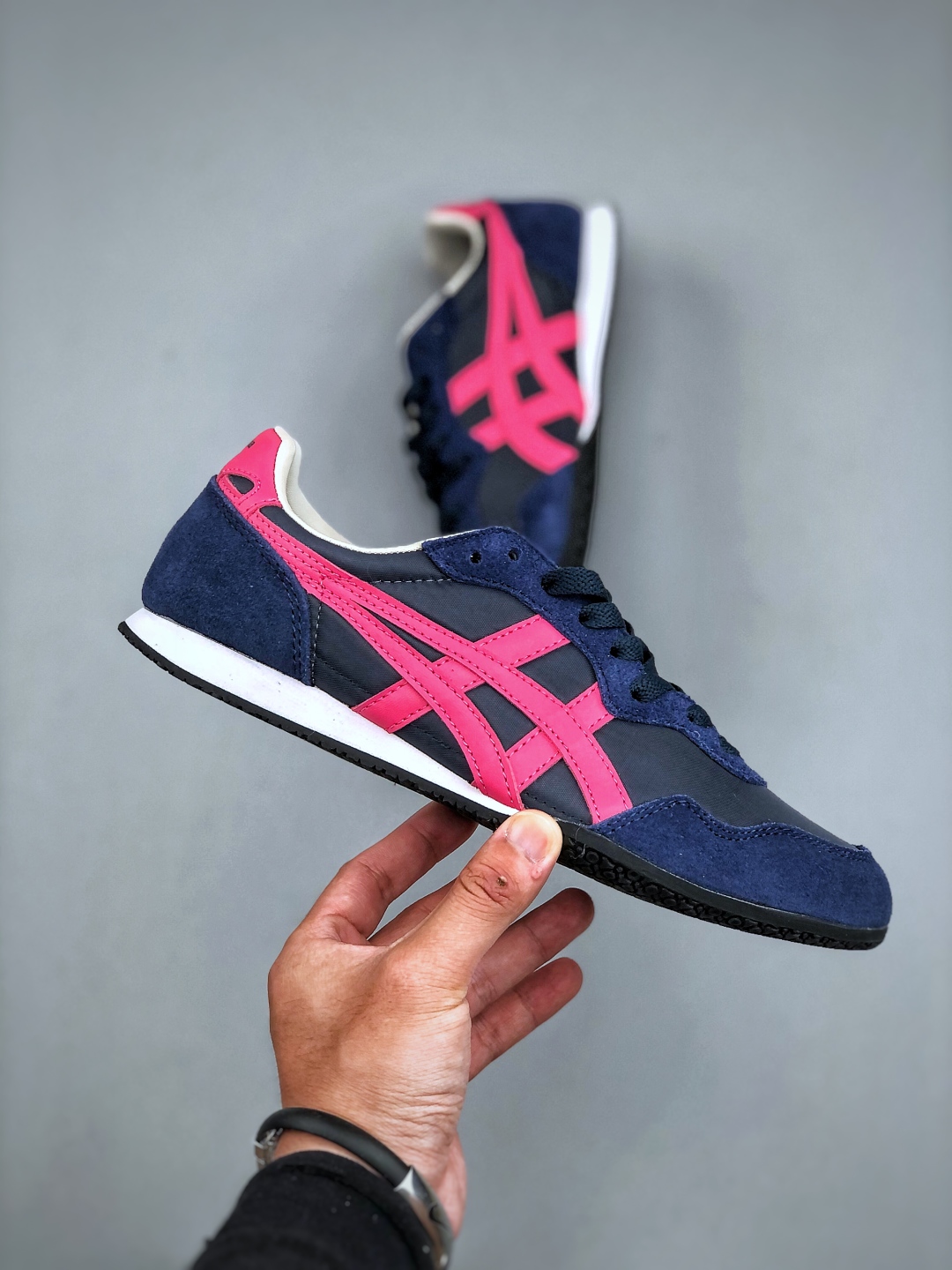 💰180

 Onitsuka Serrano CL 鬼冢虎 透气舒适休闲鞋 1183B400-402 尺码：36-45（半）