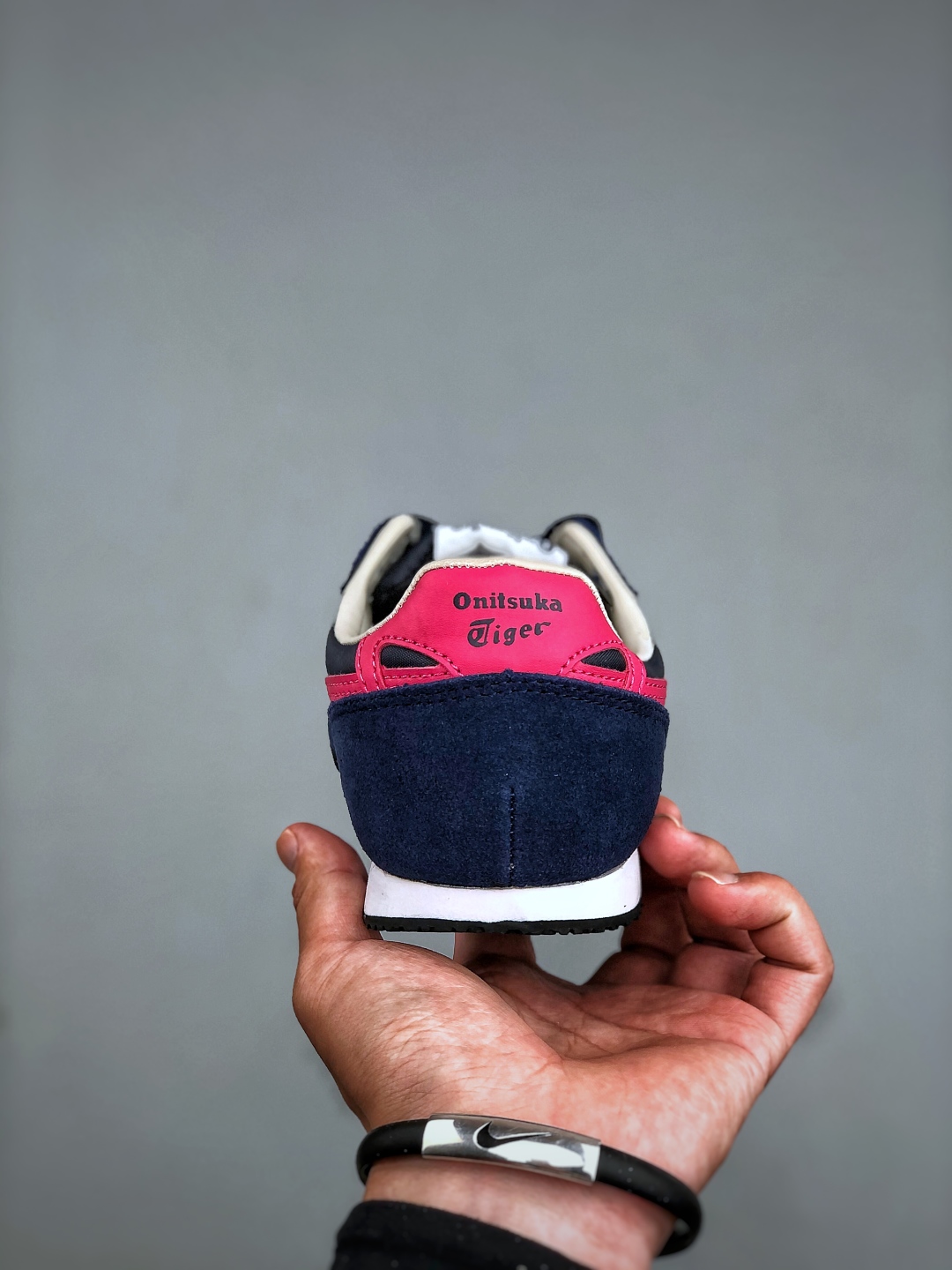 💰180

 Onitsuka Serrano CL 鬼冢虎 透气舒适休闲鞋 1183B400-402 尺码：36-45（半）