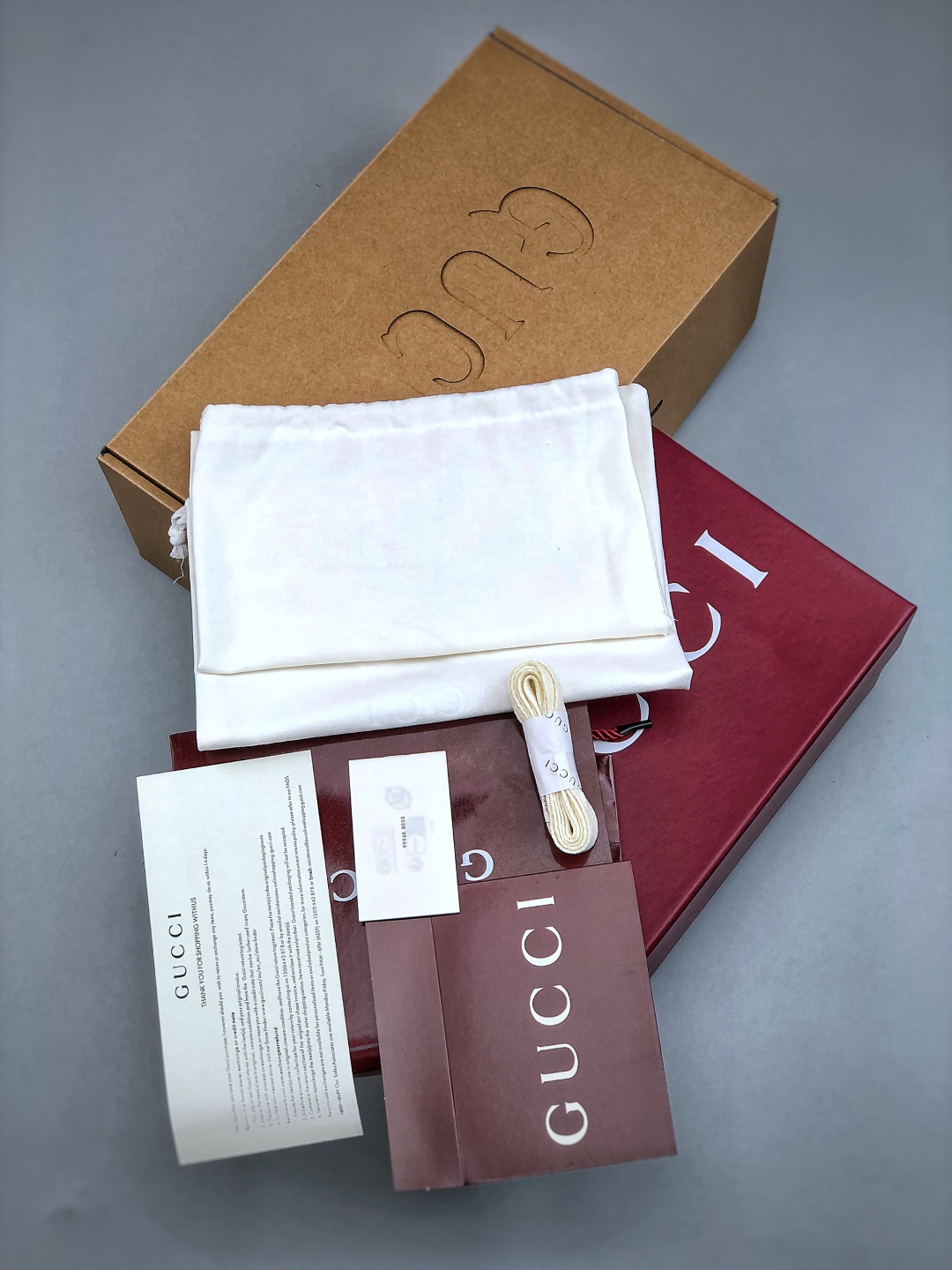 全新升级版《Gucci2025新款小白鞋休闲鞋 德训鞋爆款推荐