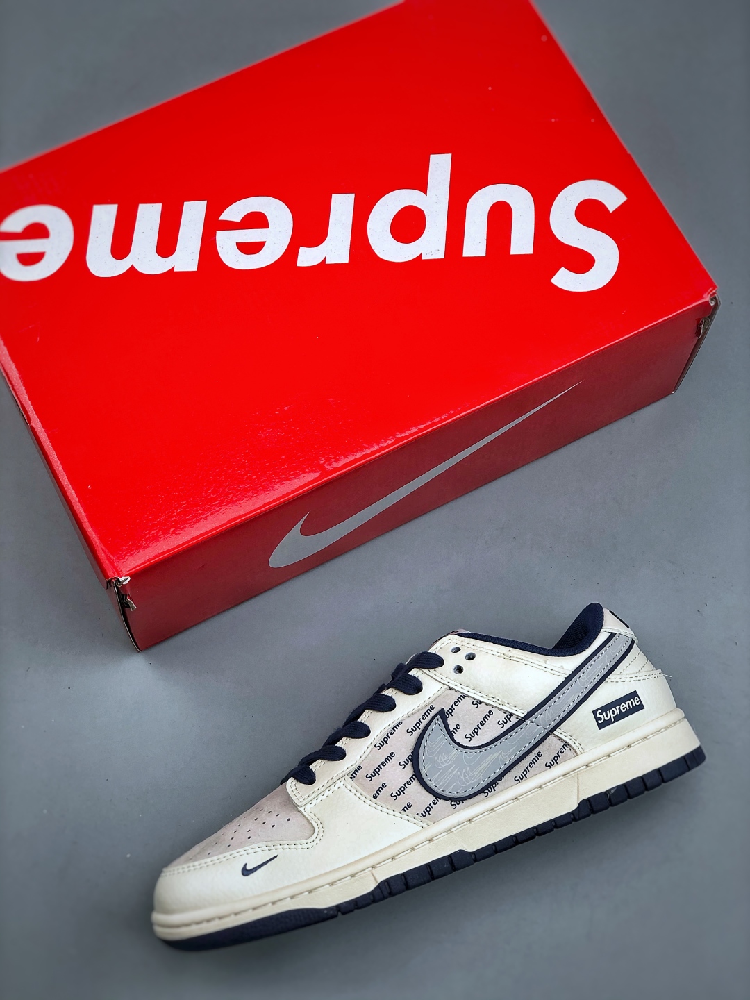 💰240支持放店E C版 Nk SB Dunk Low 联名款  周年高端定制 低帮休闲板鞋 XX2025-901 #定制鞋盒 大厂纯原品质出货 超高清洁度 皮料切割干净无任何毛边 细节完美  尺码：36-45（半）