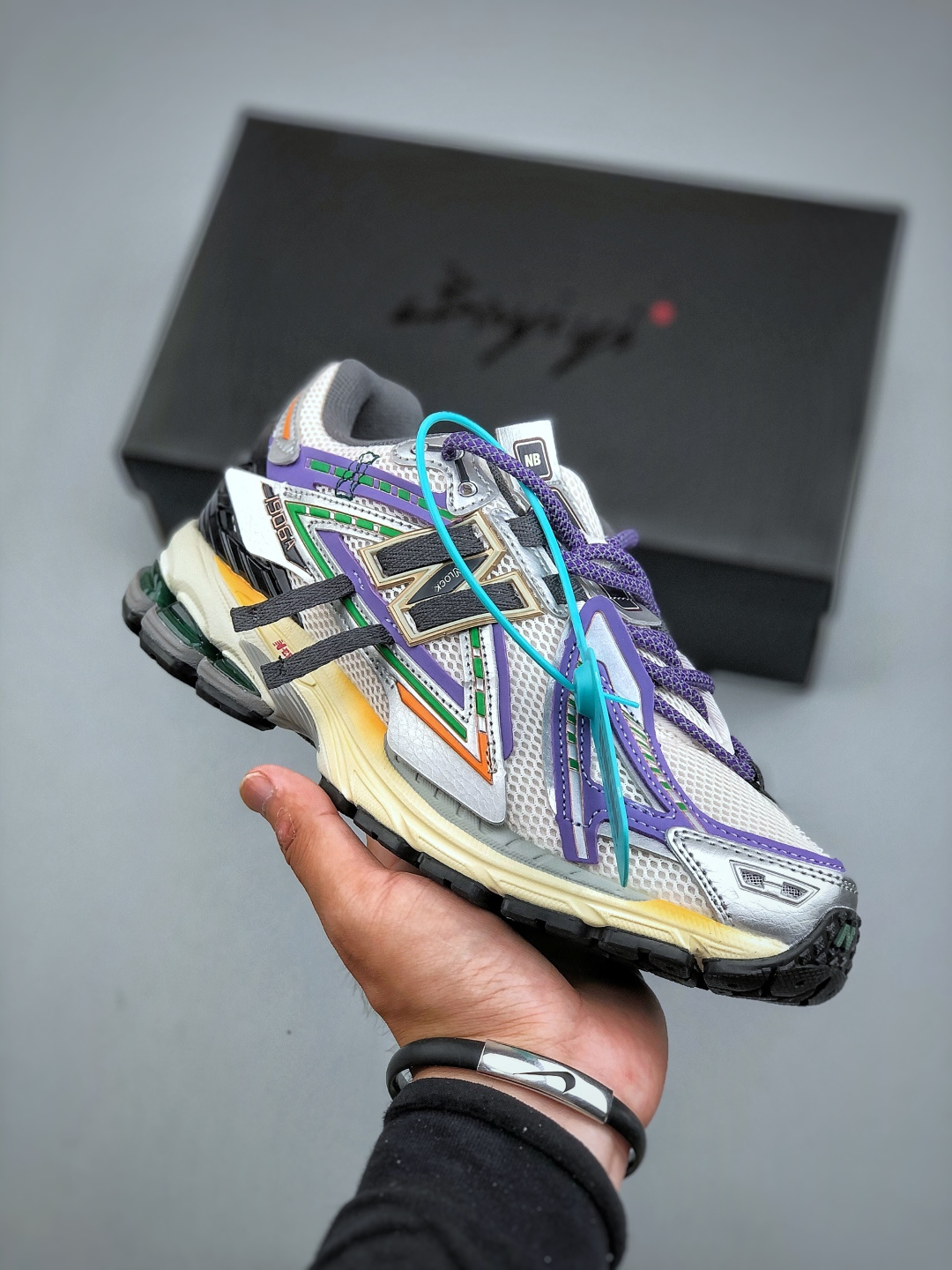 💰320 New Balance M1906系列 新百伦 复古单品宝藏老爹鞋款复古元素叠加 质感超级棒 原楦版型材料细节做工精细 作为NB最经典的档案鞋型之一 官方货号:M1906ADA 尺码:36-47(半)