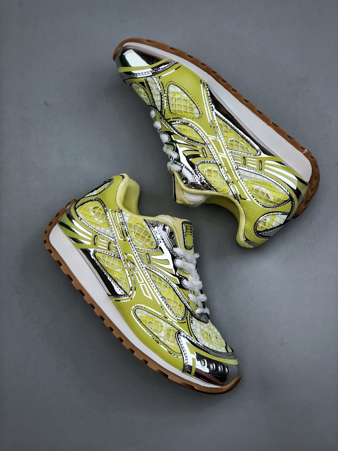 意大利奢侈品牌-宝缇嘉/葆蝶家-Bottega Veneta Orbit Lace-up Runner BV葆蝶家-莆田鞋,莆田鞋货源,高仿鞋,高仿鞋货源,安福档口,莆田高仿鞋,莆田鞋批发,高仿鞋批发,莆田高仿运动鞋,高仿运动鞋,莆田运动鞋 意大利奢侈品牌-宝缇嘉/葆蝶家-Bottega Veneta Orbit Lace-up Runner BV葆蝶家