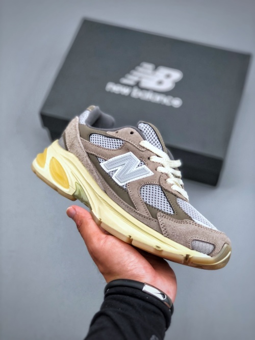 New Balance 2010 Series Retro Casual Sneakers - U2010GD - Comfort & Style 1 New Balance 2010 Series Retro Casual Sneakers - U2010GD - Comfort & Style