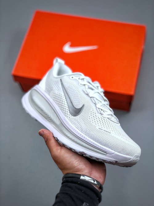Nike Vomero 18: Comfort, Cushioning, and Style in Every Step, HM6803-104 1 Nike Vomero 18: Comfort, Cushioning, and Style in Every Step, HM6803-104