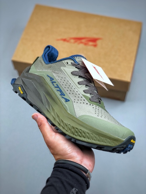 Altra Olympus 6: Comfortable, Durable, and Slip-Resistant Outdoor Running Shoes 1 Altra Olympus 6: Comfortable, Durable, and Slip-Resistant Outdoor Running Shoes