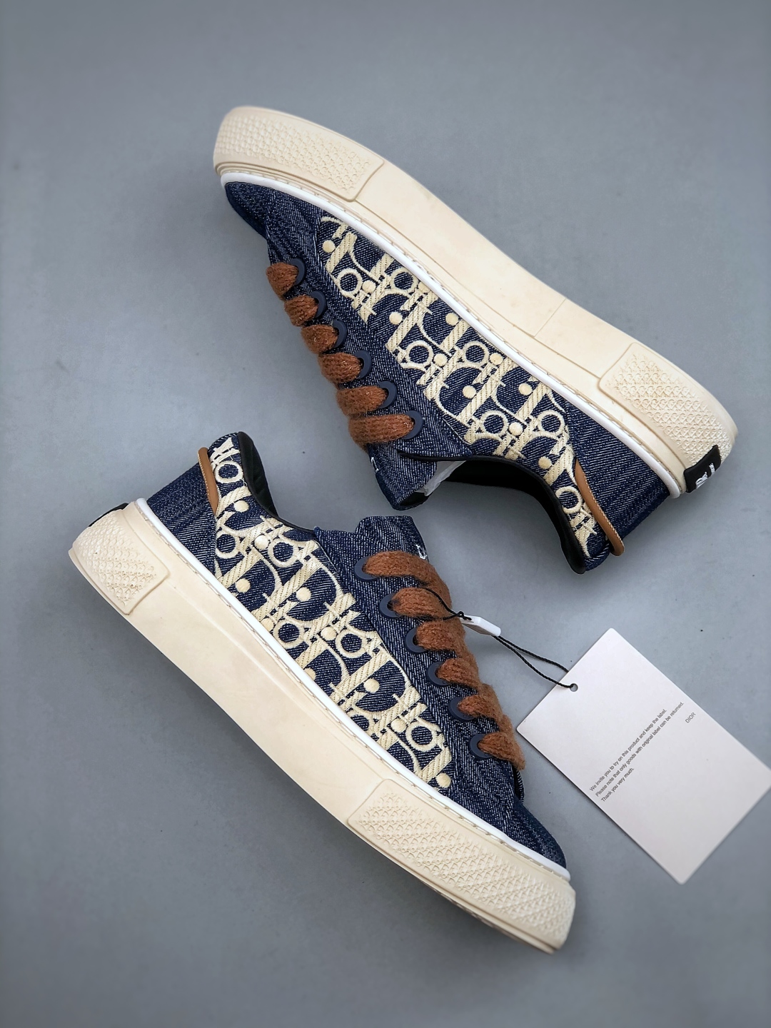 迪奥B33运动鞋 重新诠释经典的网球鞋