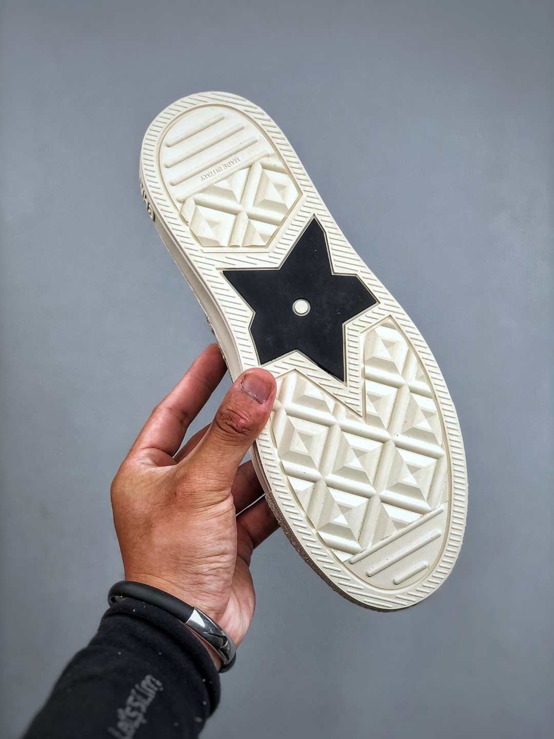 Dior 2025s官方新推热款 全新刺绣系列 #Dior 迪奥25年 春季走秀爆款