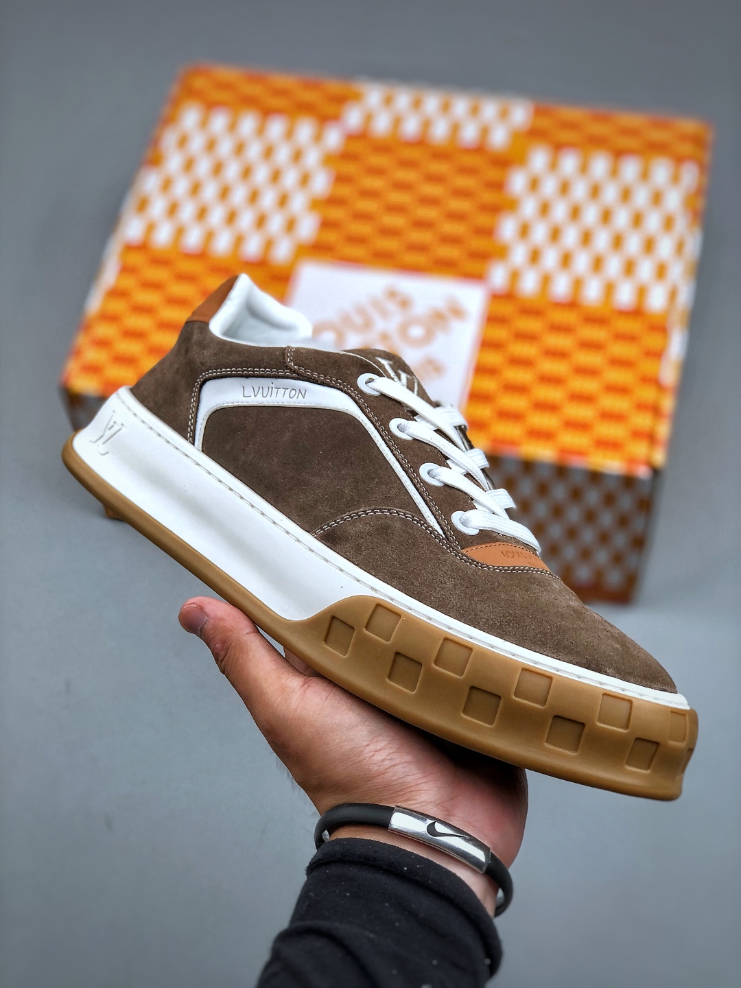 LOUIS VUITTskate sneaker 2025 秋冬男士系列 Classic 牛皮革 圆头系带 低帮 生活休闲鞋