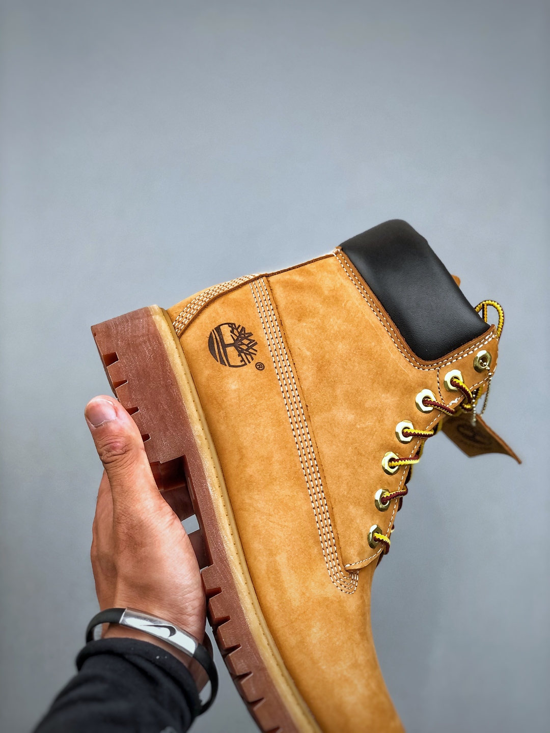 添柏岚/天伯伦Timberland 6 Inch Leather Boots添柏岚经典户外6英寸大黄靴“OG麦黄黑” TB010061-713