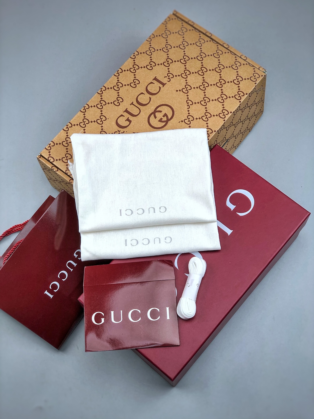 Gucci GG情侣款厚底鞋饼干鞋小白鞋运动鞋平板鞋走秀款必定种草打call 经典gucci织带