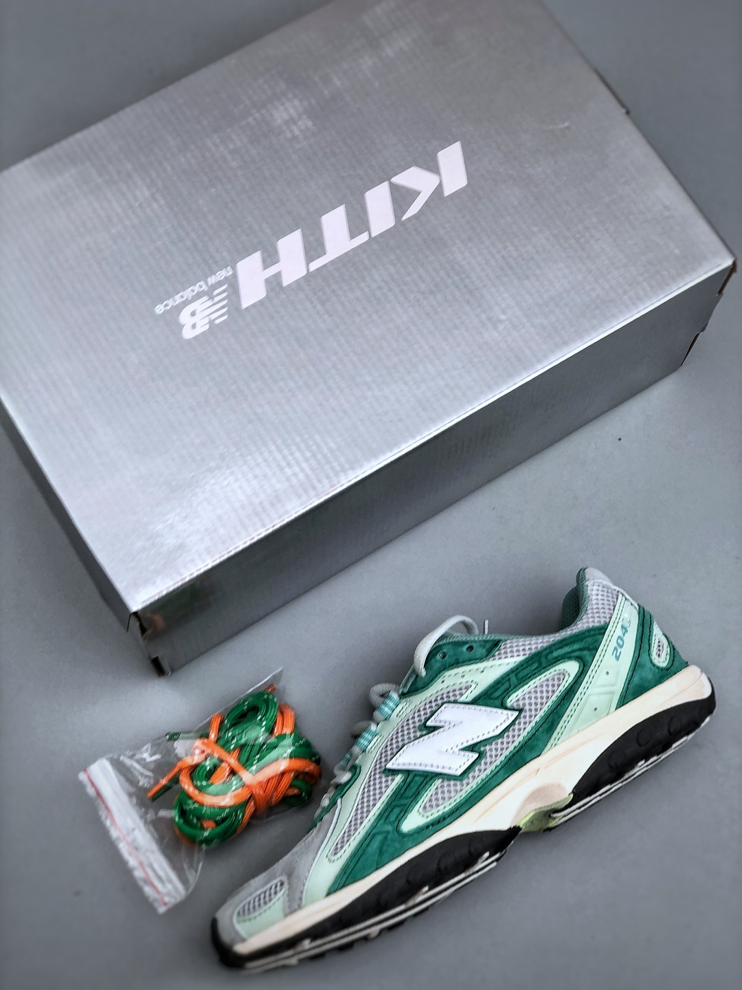 💰280 New Balance 204L系列 新百伦 薄底鞋 薄底皮质鞋带德训系 减震耐磨包裹性支撑轻便 低帮 生活休闲鞋 货号:U204LKTA 尺码：36-45（半）