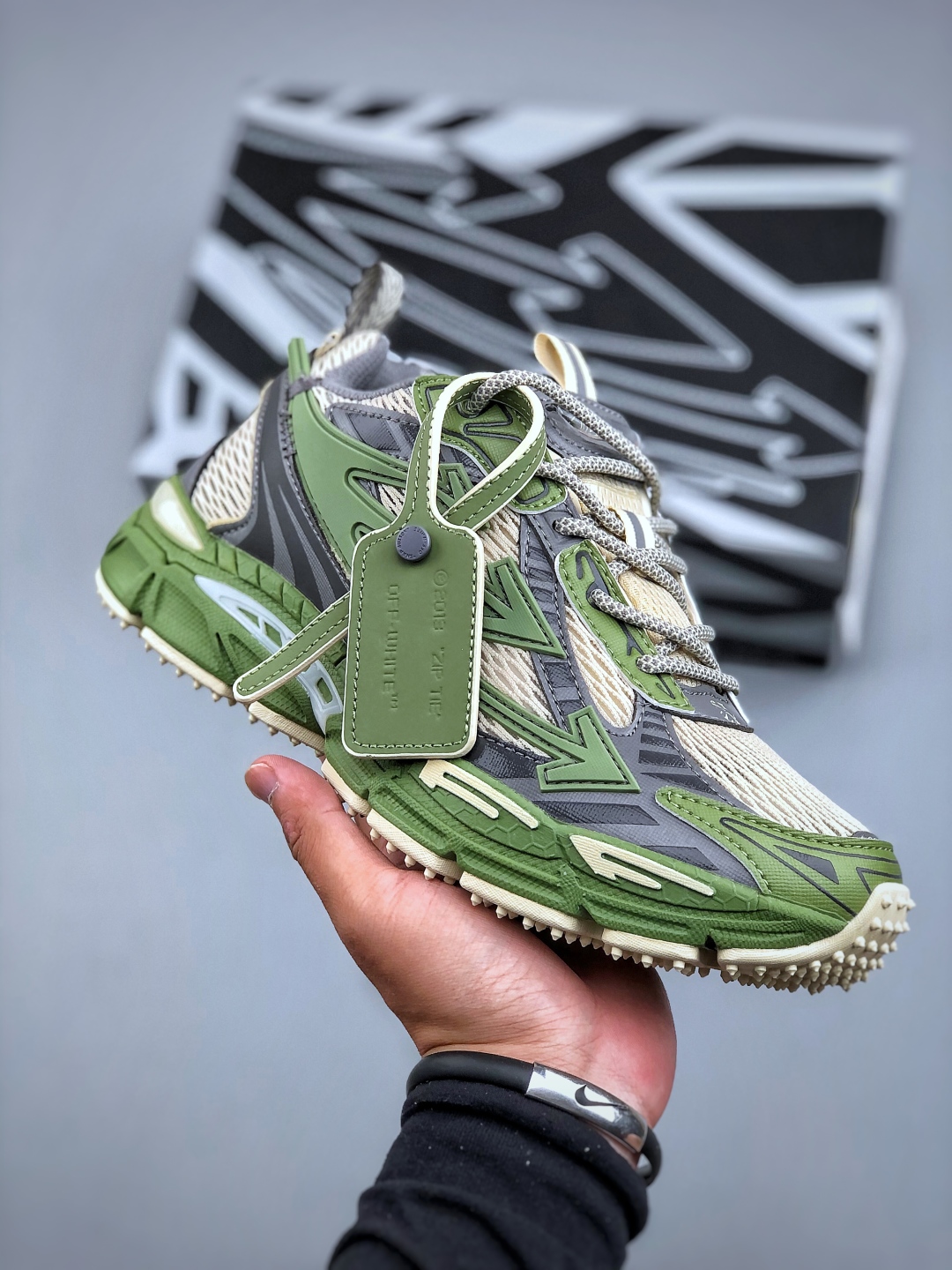 Off-White C/O VirGil Abloh 人气单品 2024s OW最新款情侣款跑鞋
