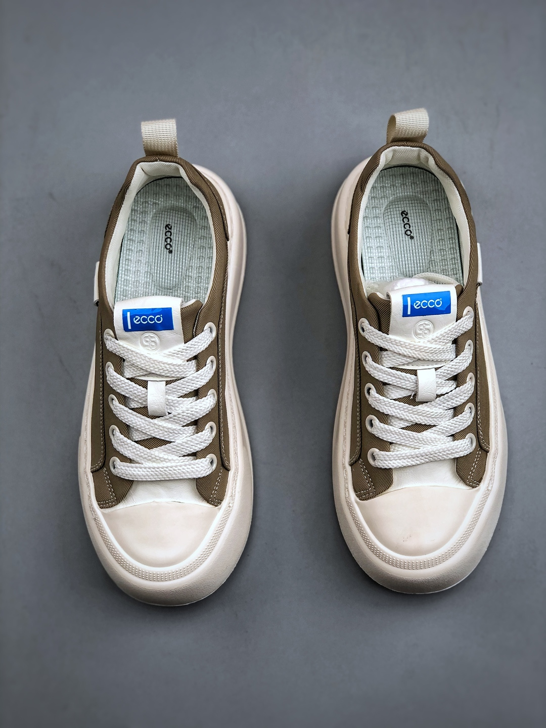 220 ECCO爱步 广东原版透气 配备原版三件套 防尘纸 高弹大底 全头层牛皮 新款百搭休闲款