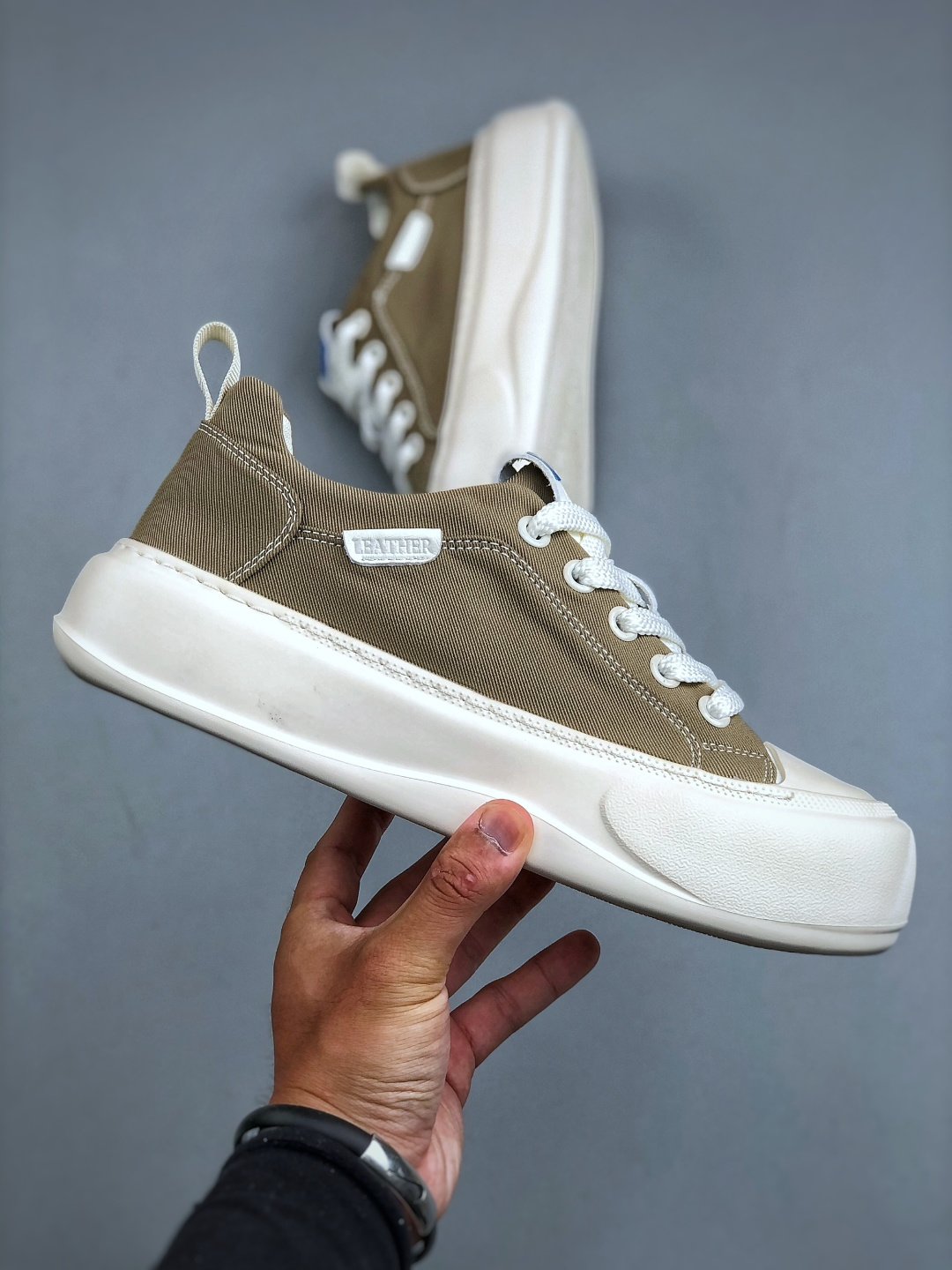 220 ECCO爱步 广东原版透气 配备原版三件套 防尘纸 高弹大底 全头层牛皮 新款百搭休闲款