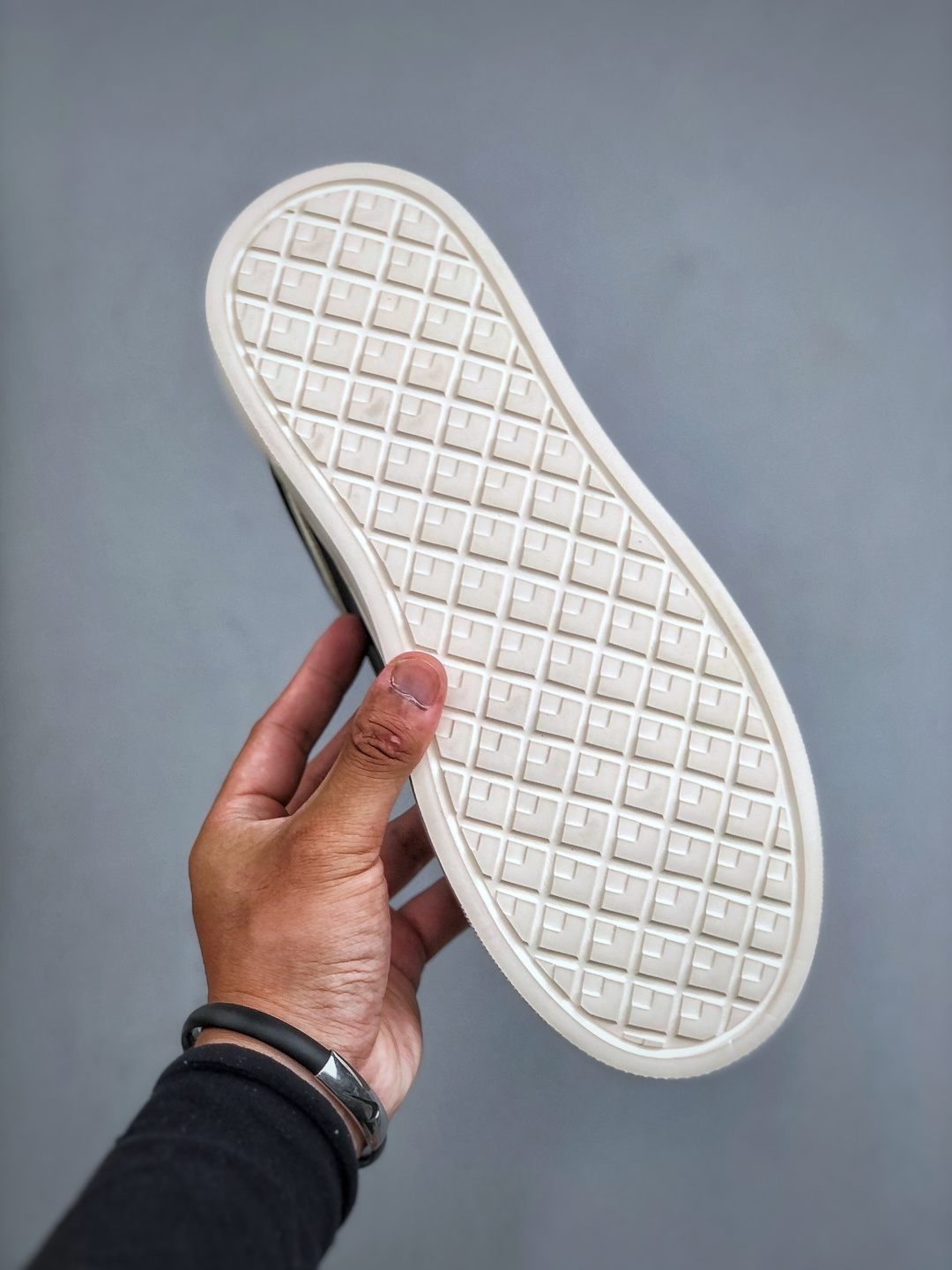 220 FENDI/ 芬迪 板鞋/休闲鞋