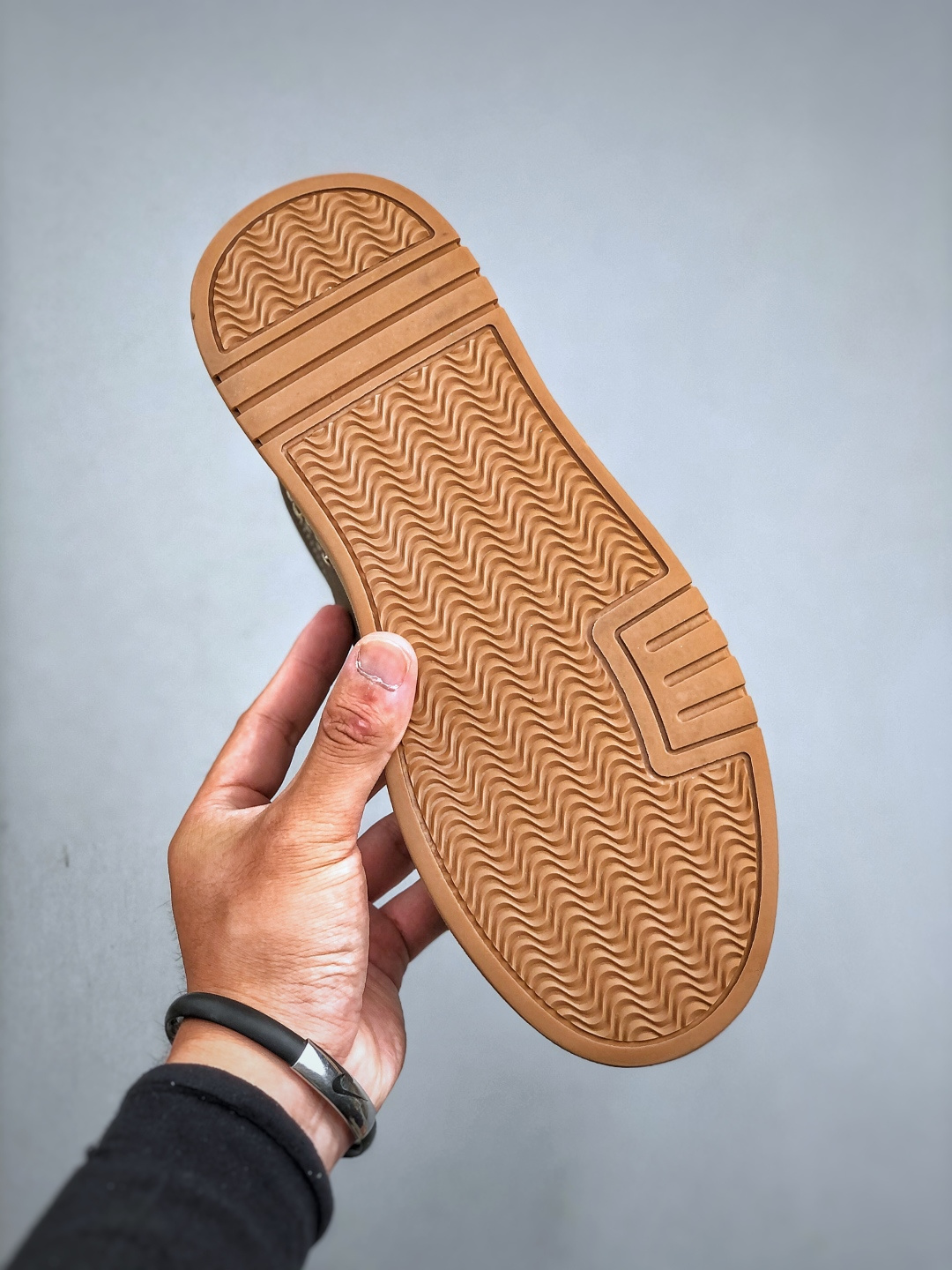 260 E/CAT卡特新款男士户外运动舒适出行防滑轻便满帮休闲鞋靴