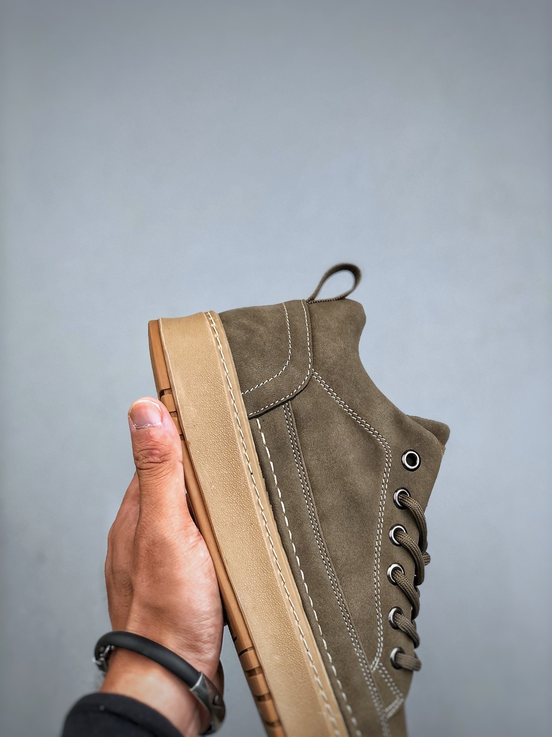 260 E/CAT卡特新款男士户外运动舒适出行防滑轻便满帮休闲鞋靴