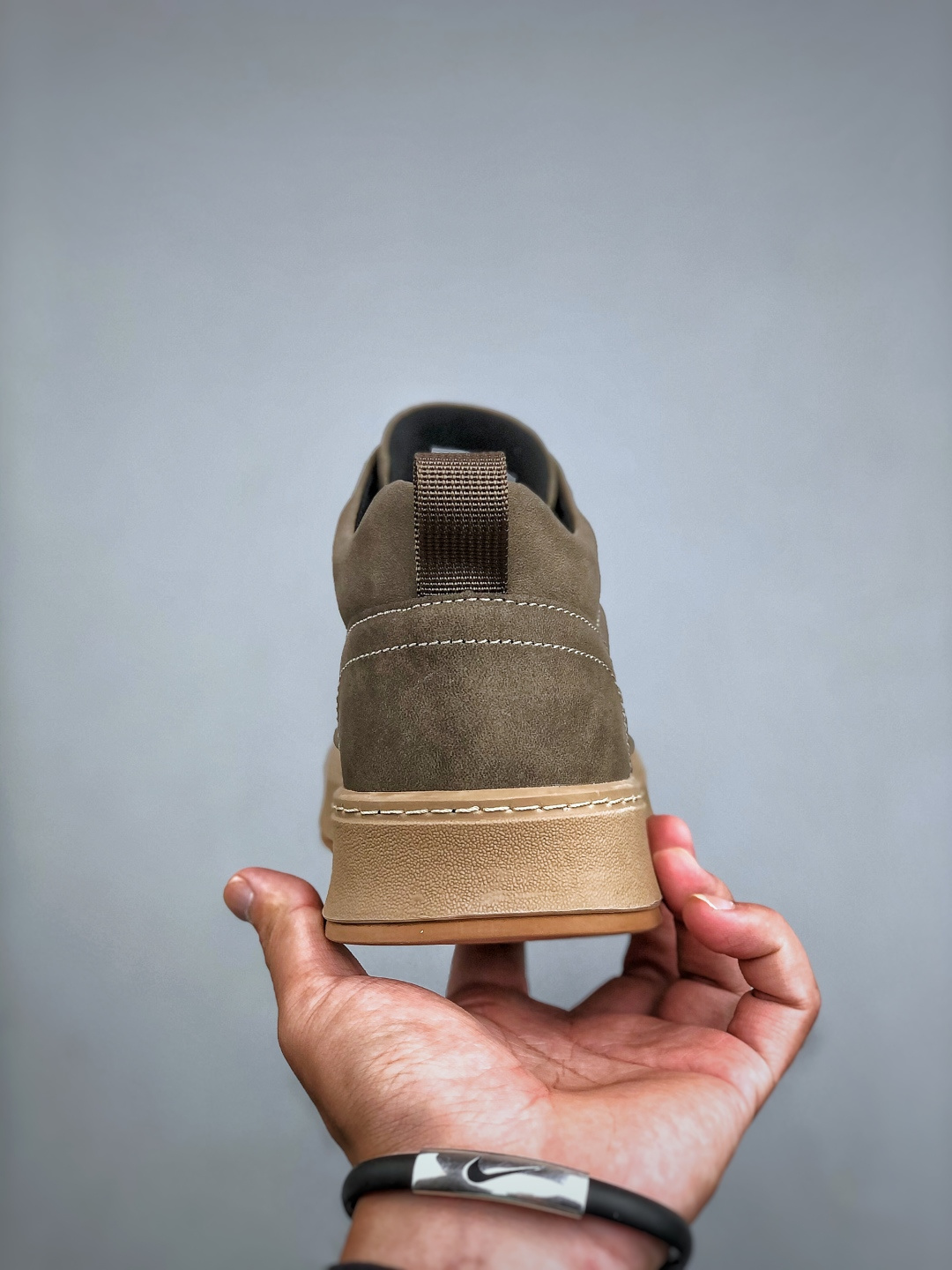 260 E/CAT卡特新款男士户外运动舒适出行防滑轻便满帮休闲鞋靴