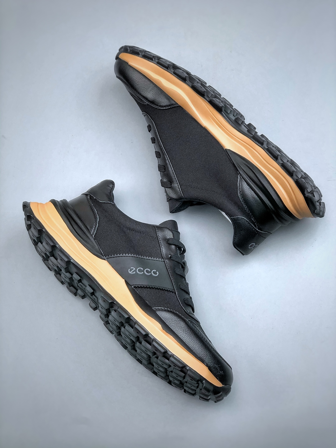 300 Ecco爱步男鞋百搭运动鞋男款 四季款阿甘鞋休闲华夫鞋复古跑鞋