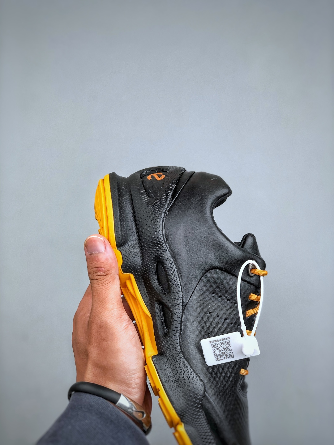 300 Ecco 2024爱步 15周年经典 #经典和现代工艺品质融合 精选小牛皮面料 百搭休闲老爹鞋-Chinese UA Cheap High Quatity Brand Clothes Bags handbags Sneakers wholesale wholesaler seller from China Factory suppliers Fashion Clothing Shoes best Quality Beautiful Price 300 Ecco 2024爱步 15周年经典 #经典和现代工艺品质融合 精选小牛皮面料 百搭休闲老爹鞋