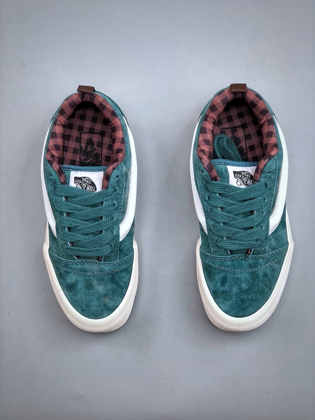 Vans Knu Skool Green Suede Low-Top Sneakers - Unisex, Cushioned, Anti-Slip 6 cmp i1756932965340 2354 0 4