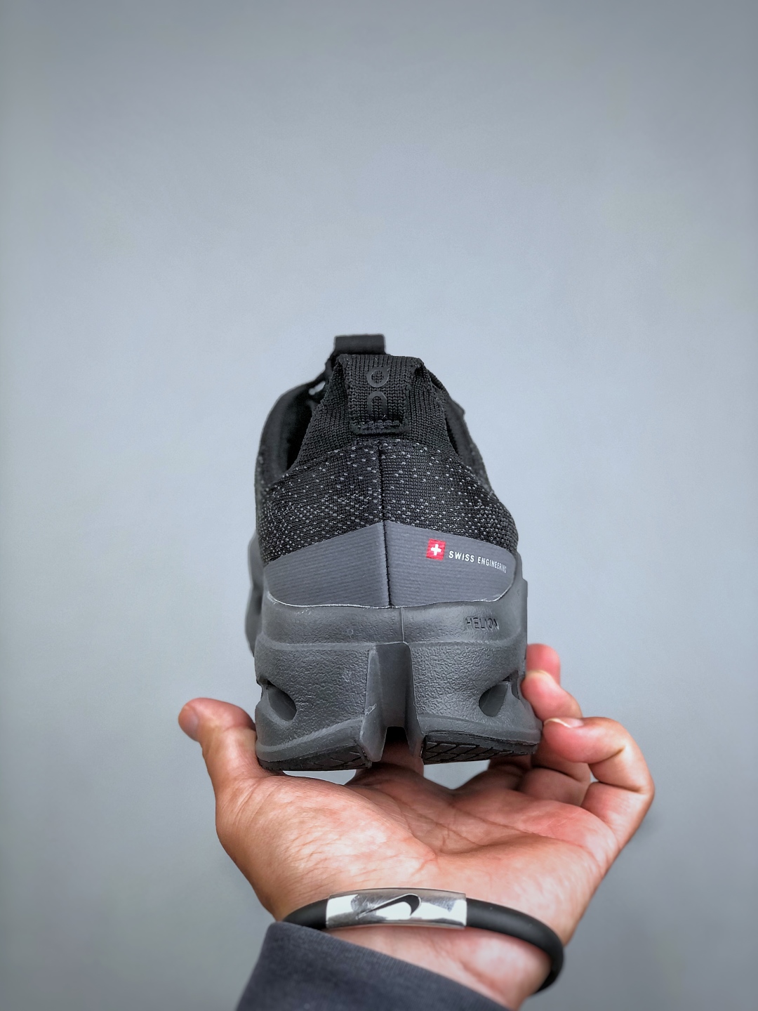 On Cloudsurfer Max Training Shoes - Lightweight & Cushioned for Comfort 8 cmp i1756933060529 2722 0 6