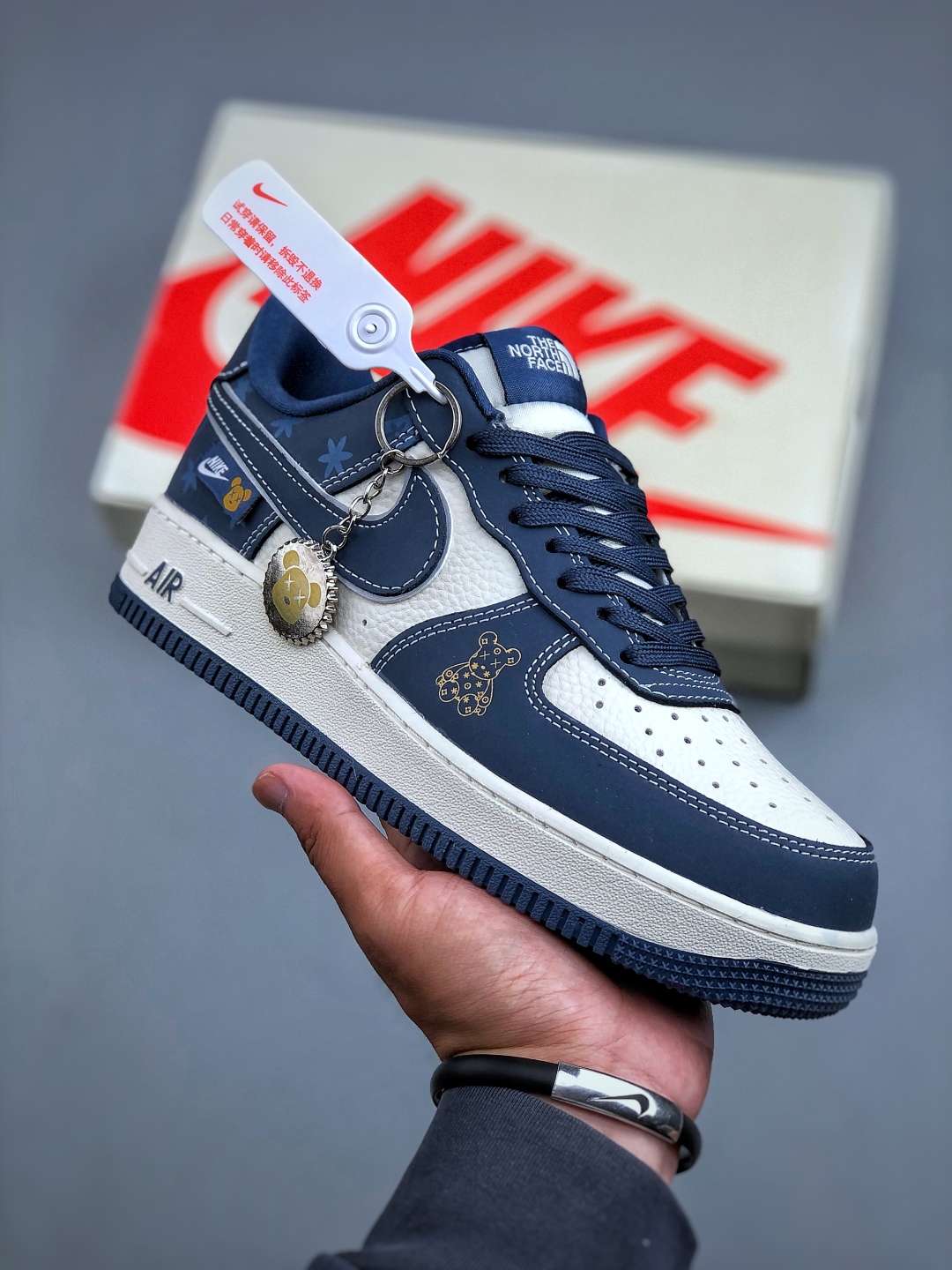 Nike Air Force 1 Low '07: The North Face Collaboration - Size 36-45 2 cmp i1756933136594 8807 0 0