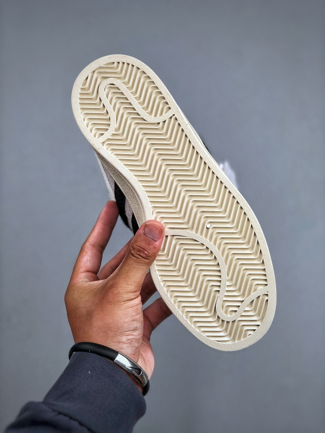 Adidas Campus OOS Beta: Classic Retro Low-Top Sneakers - Style & Comfort 9 cmp i1756933269455 4533 0 7