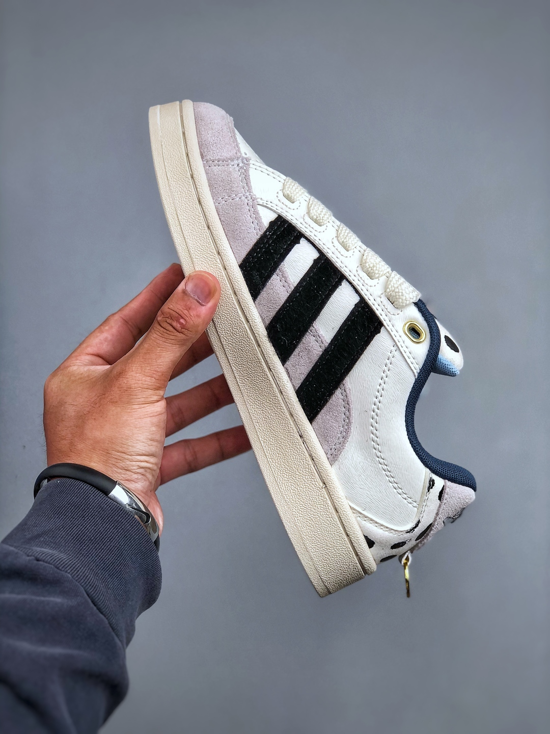 Adidas Campus OOS Beta: Classic Retro Low-Top Sneakers - Style & Comfort 3 cmp i1756933269466 4082 0 1