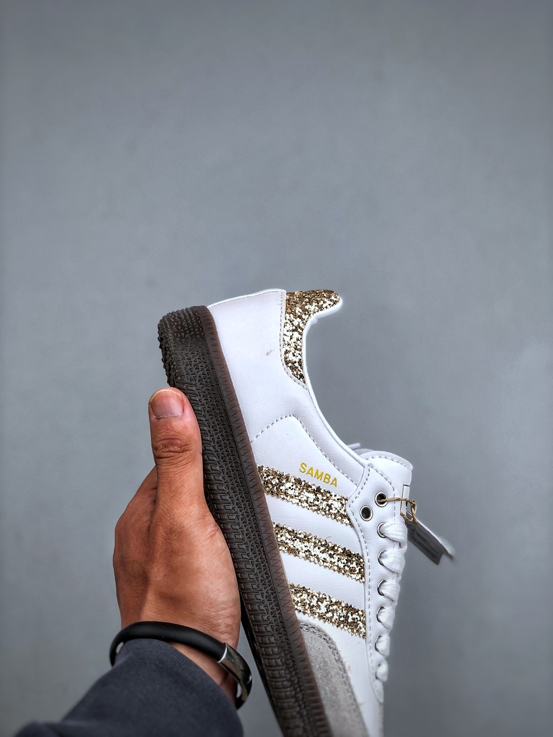 Adidas Originals Samba OG White/Gold Low-Top Sneakers - JR8852 7 cmp i1756933348987 7771 0 5