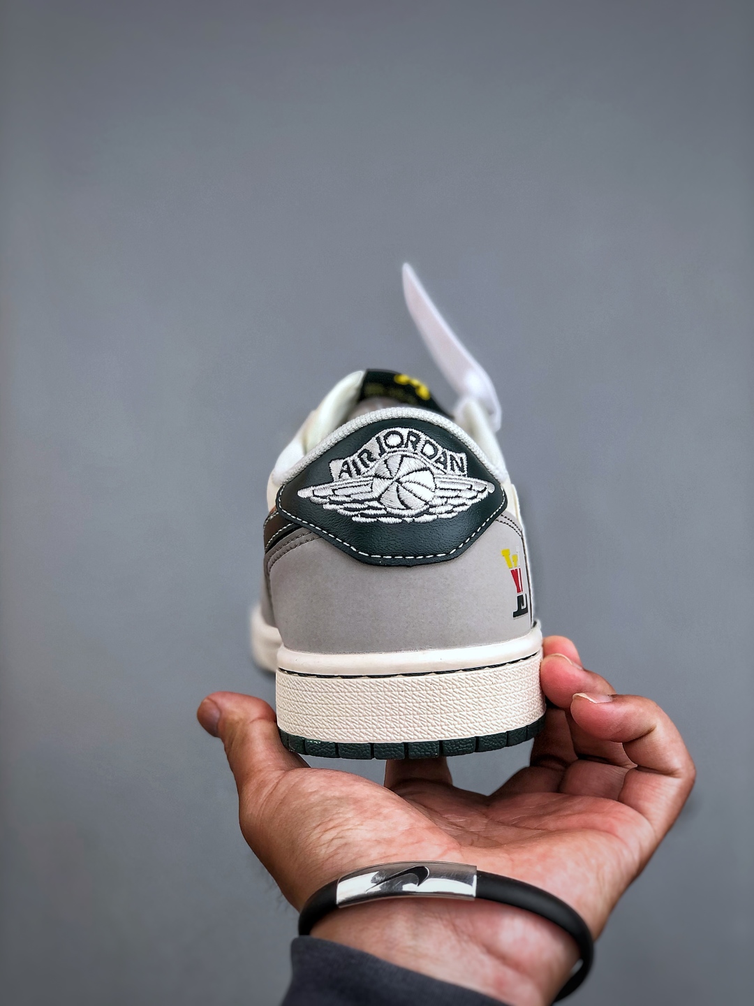 Nike Air Jordan 1 Low OG SP Travis Scott Louis Vuitton Sneakers 8 cmp i1756933385380 328 0 6