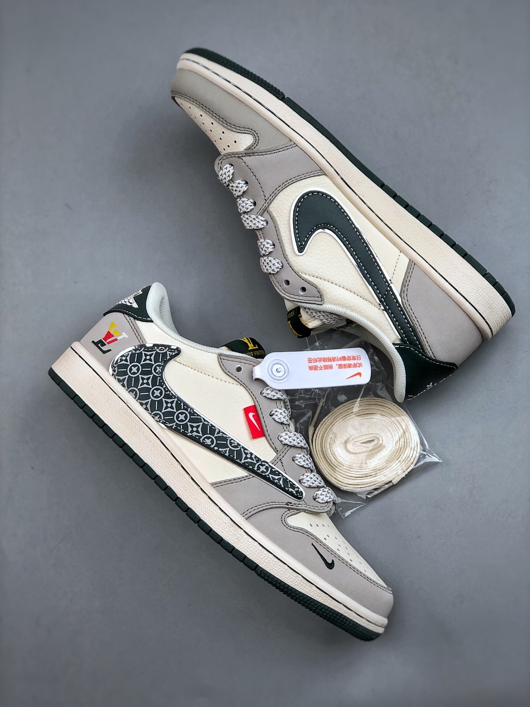 Nike Air Jordan 1 Low OG SP Travis Scott Louis Vuitton Sneakers 10 cmp i1756933387339 9144 0 8