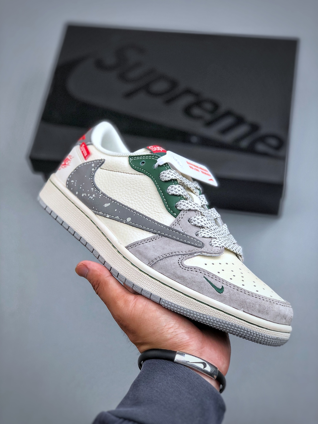Nike x Supreme Air Jordan 1 Low OG SP, Stylish and Comfortable Sneaker 2 cmp i1756933401278 9854 0 0