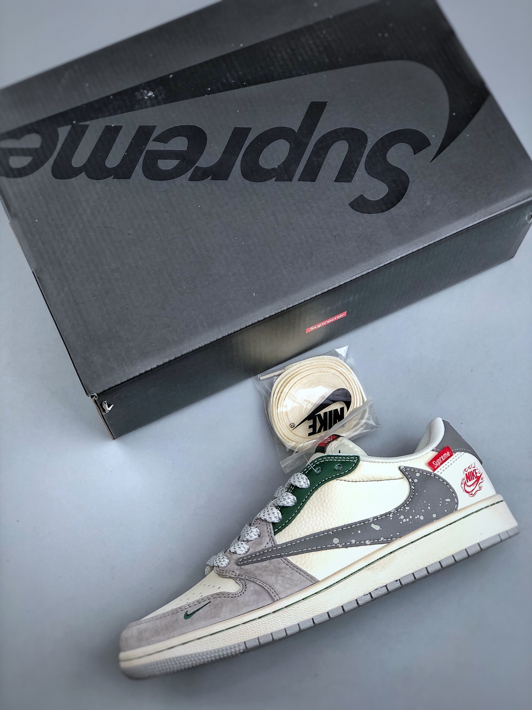 Nike x Supreme Air Jordan 1 Low OG SP, Stylish and Comfortable Sneaker 4 cmp i1756933409741 4501 0 2