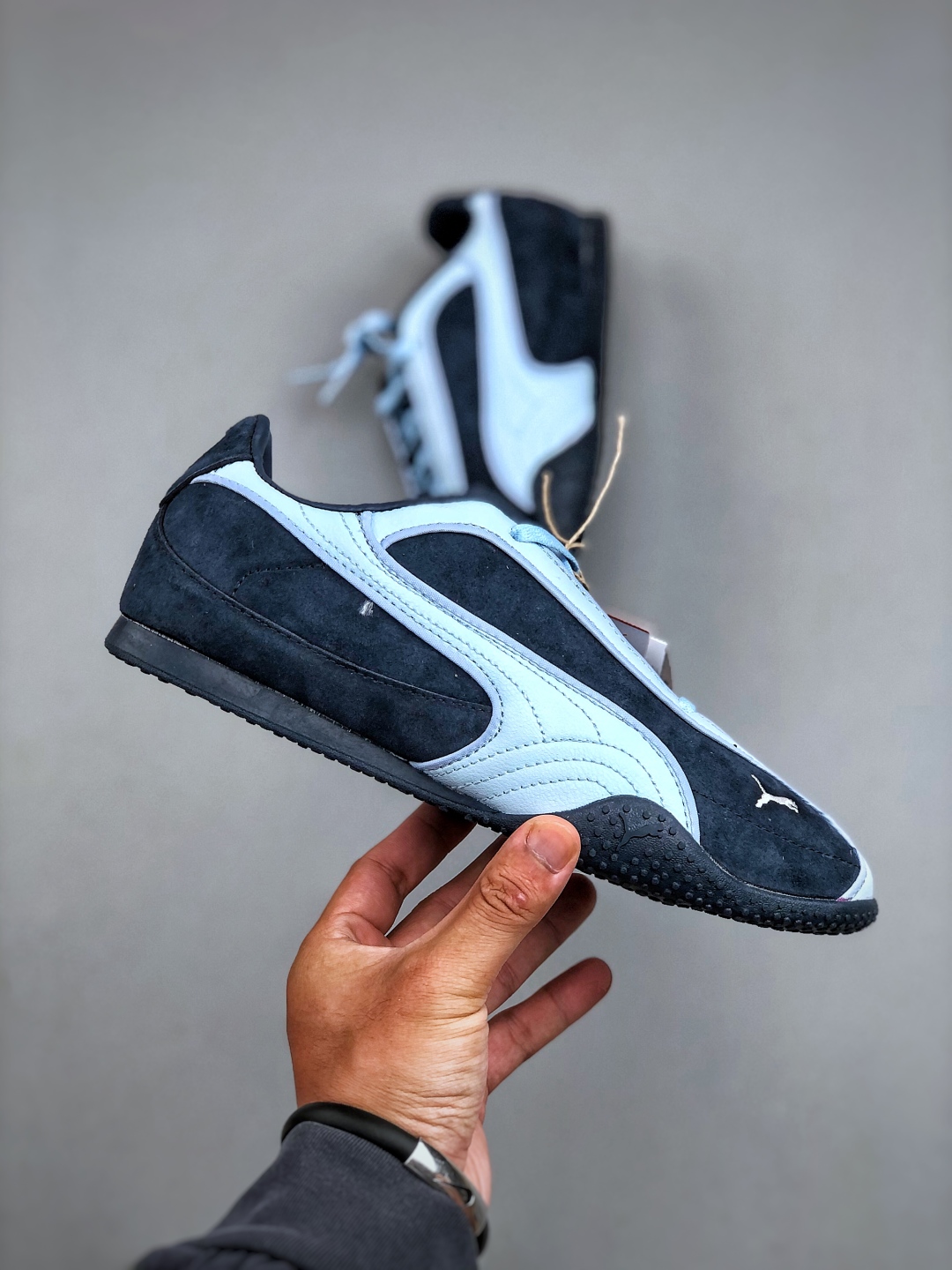 PUMA Bella V2 Low-Top Lifestyle Sneakers: Comfort & Style in Every Step 5 cmp i1756933496044 5174 0 3