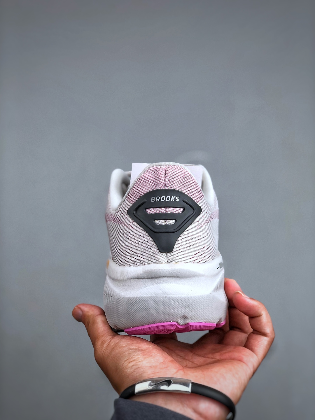 Brooks Ghost 17: Cushioned Running Shoes for Marathon & Everyday Training 8 cmp i1756933617675 1264 0 6